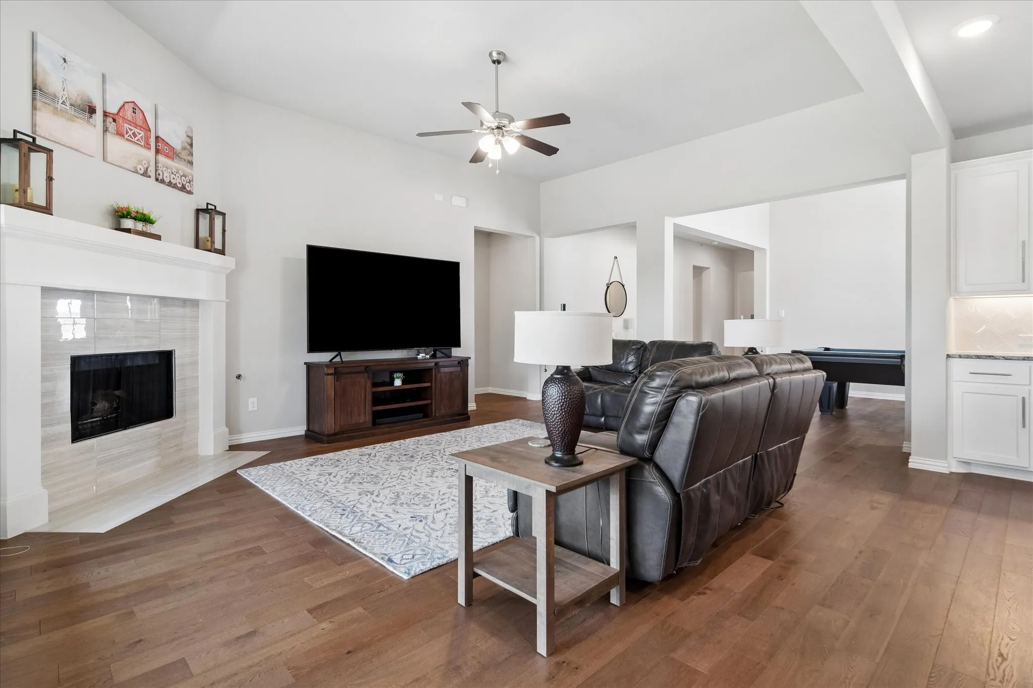 Single Family Residence For Sale in Collin County , 4112 Indian Grass Lane, Celina, Texas 75078, 3 Bedroom, 3 Bathroom, 3 Garage spaces, 2,734 Sqft, built in 2020, mls#21388894, Real Estate Agent in Celina, Homes For Sale in Collin county, Homes For Sale in Celina, Realtor in Celina Texas, Real Estate Brokerage Independent Realty Texas, Luminita Cordes Realtor