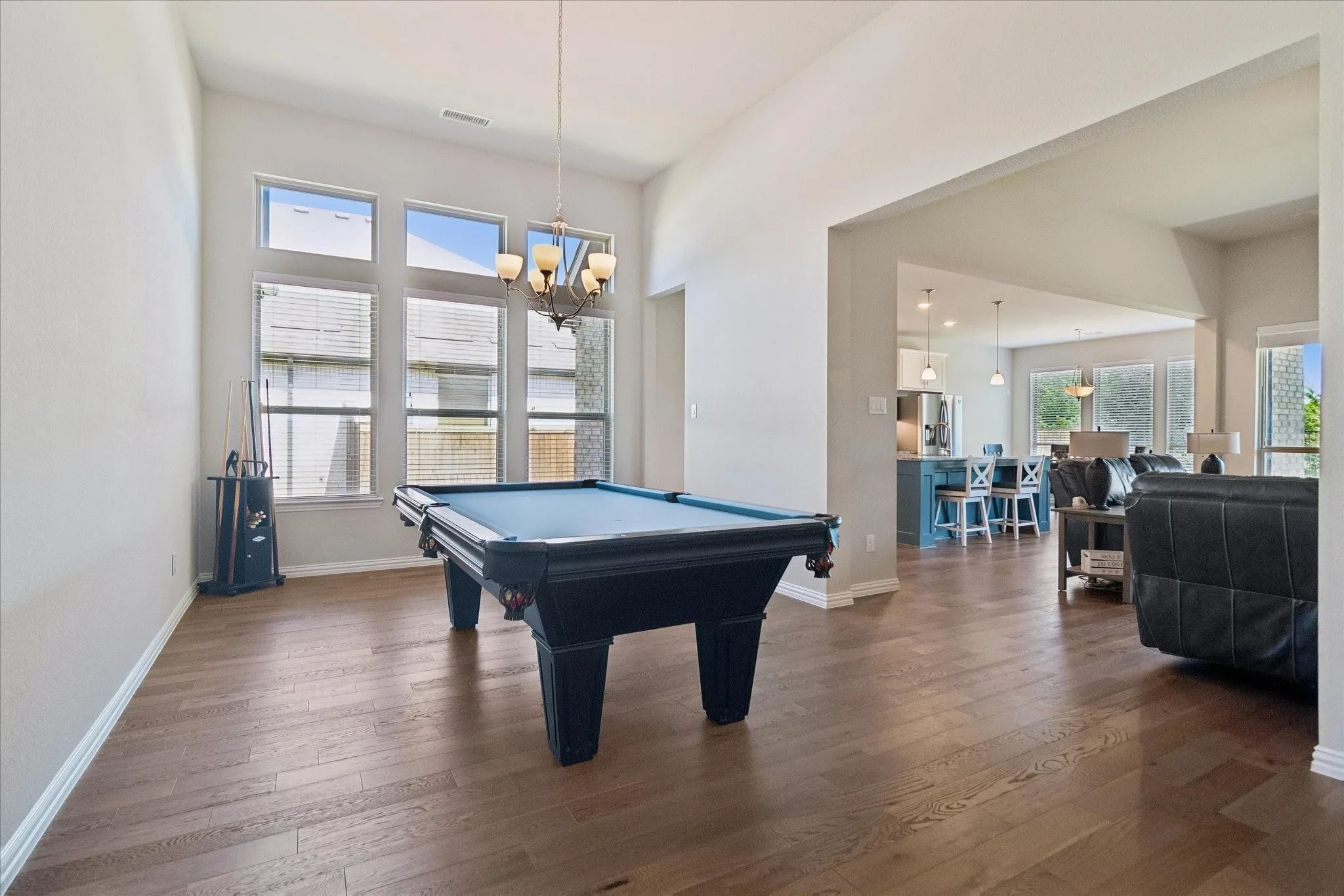 Single Family Residence For Sale in Collin County , 4112 Indian Grass Lane, Celina, Texas 75078, 3 Bedroom, 3 Bathroom, 3 Garage spaces, 2,734 Sqft, built in 2020, mls#21388894, Real Estate Agent in Celina, Homes For Sale in Collin county, Homes For Sale in Celina, Realtor in Celina Texas, Real Estate Brokerage Independent Realty Texas, Luminita Cordes Realtor