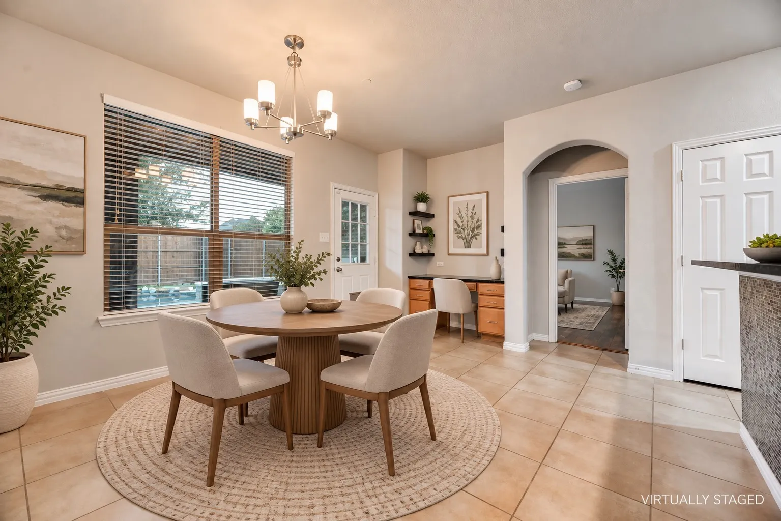 Breakfast room - virtually staged