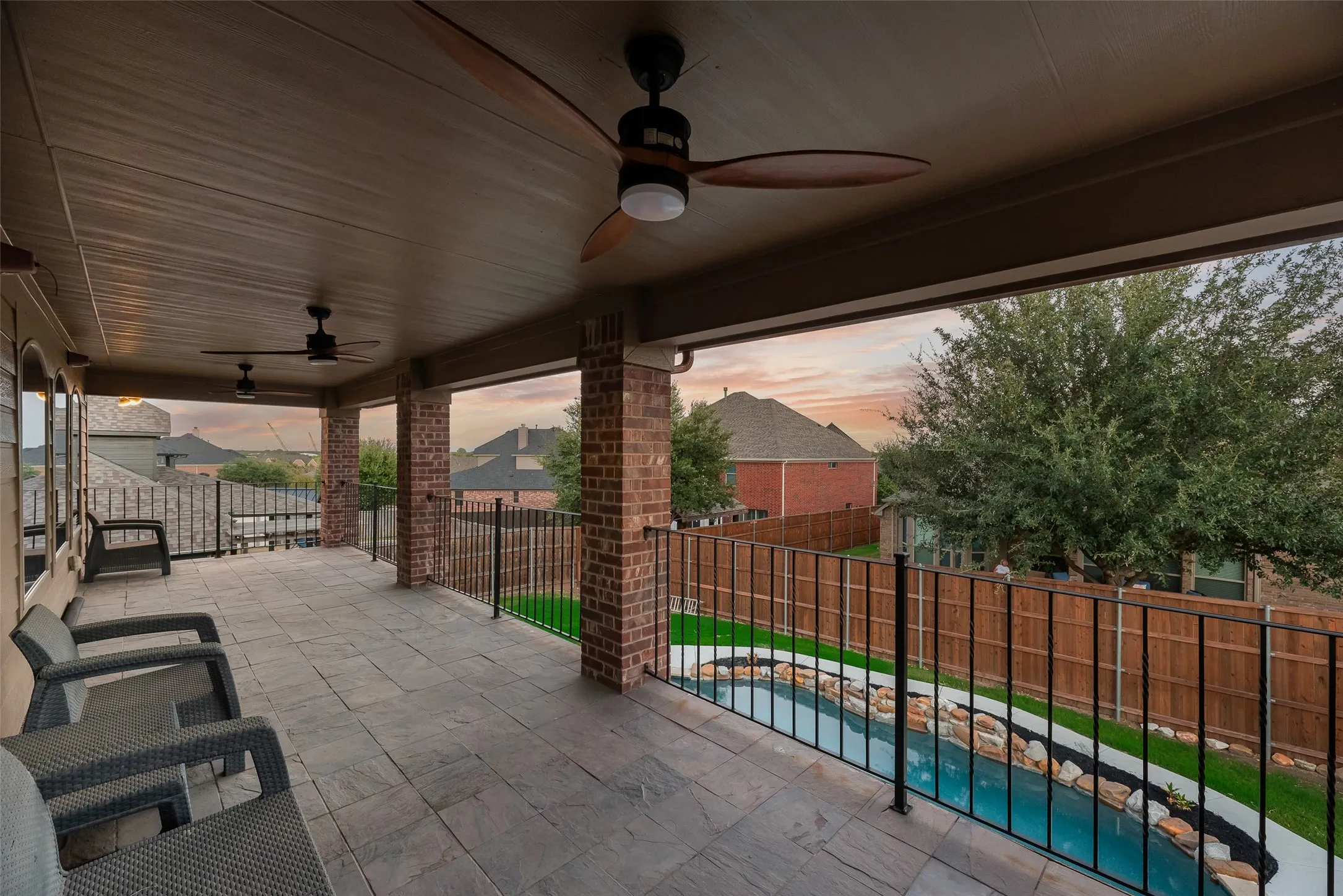Single Family Residence For Sale in Denton County , 1114 Eastwick Drive, Roanoke, Texas 76262, 4 Bedroom, 4 Bathroom, 3 Garage spaces, 4,159 Sqft, built in 2010, mls#21389020, Real Estate Agent in Roanoke, Homes For Sale in Denton county, Homes For Sale in Roanoke, Realtor in Roanoke Texas, Real Estate Brokerage Independent Realty Texas, Luminita Cordes Realtor