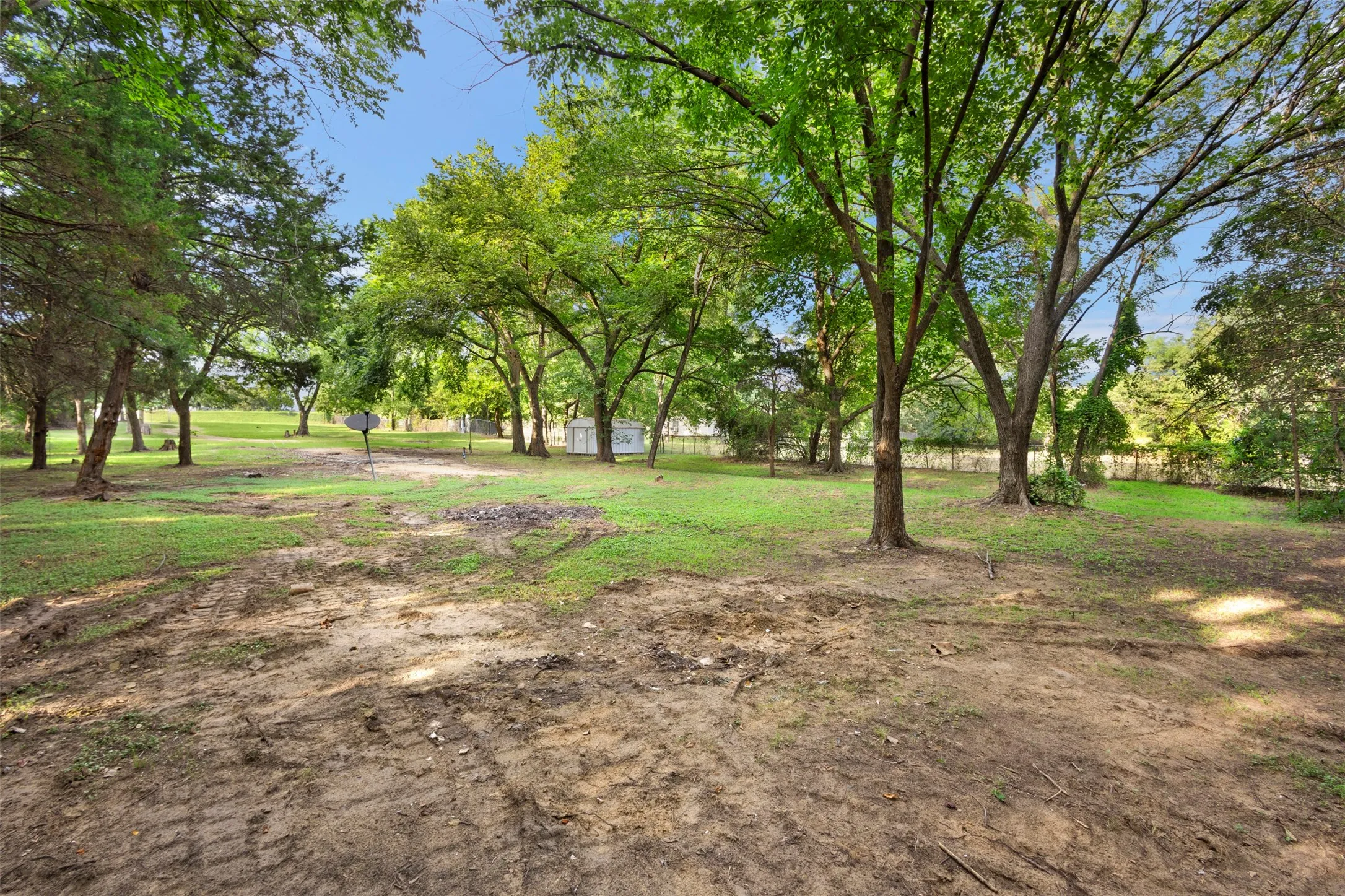 Unimproved Land For Sale in Johnson County , 5720 E Hwy 67, Alvarado, Texas 76009, 0, 0, Garage spaces, 0 Sqft, built in 0, mls#21357056, Real Estate Agent in Alvarado, Homes For Sale in Johnson county, Homes For Sale in Alvarado, Realtor in Alvarado Texas, Real Estate Brokerage Independent Realty Texas, Luminita Cordes Realtor