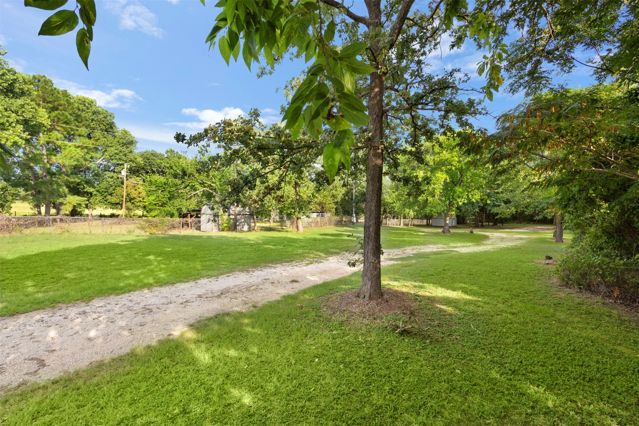 Unimproved Land For Sale in Johnson County , 5720 E Hwy 67, Alvarado, Texas 76009, 0, 0, Garage spaces, 0 Sqft, built in 0, mls#21357056, Real Estate Agent in Alvarado, Homes For Sale in Johnson county, Homes For Sale in Alvarado, Realtor in Alvarado Texas, Real Estate Brokerage Independent Realty Texas, Luminita Cordes Realtor