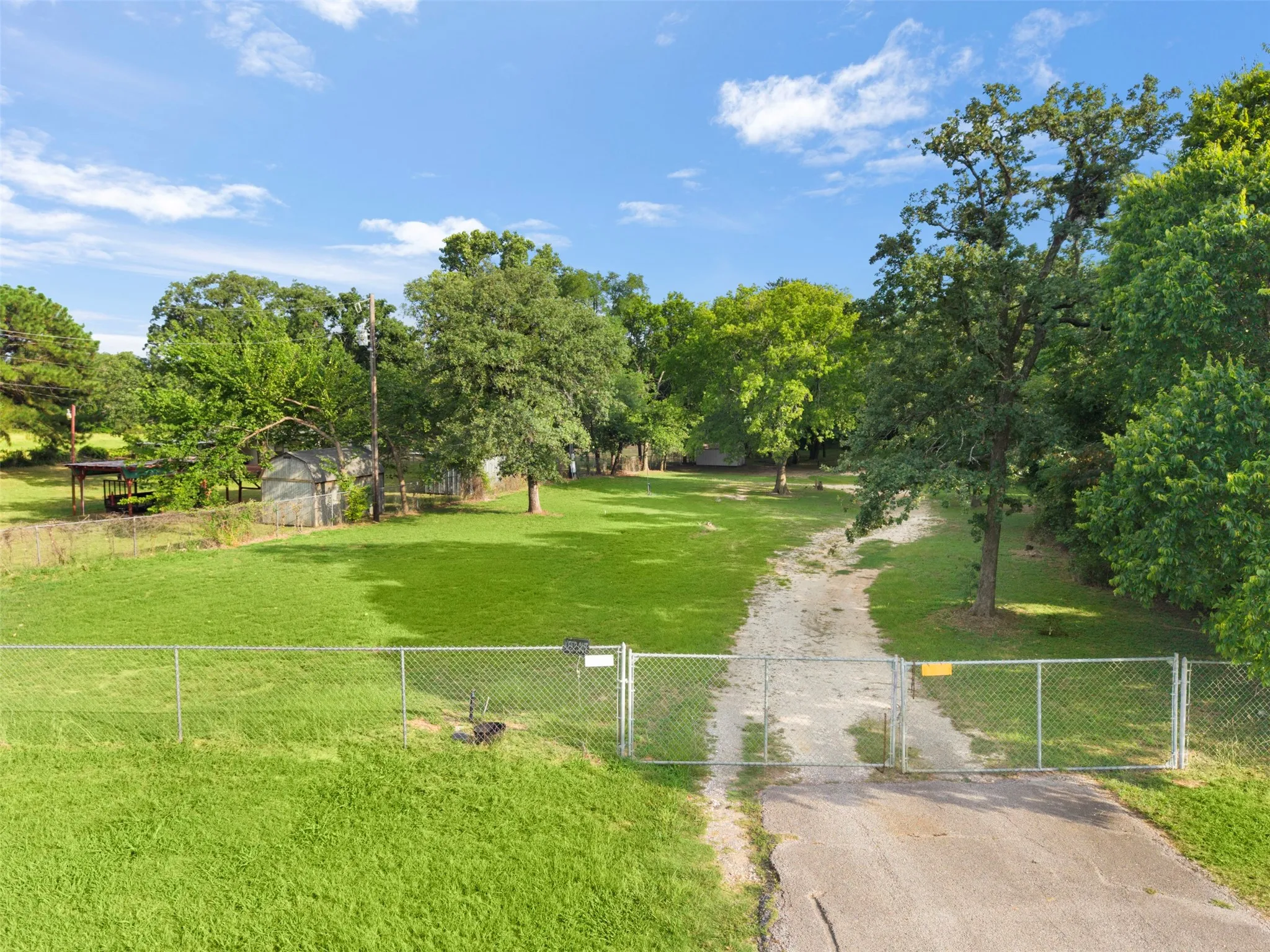 Unimproved Land For Sale in Johnson County , 5720 E Hwy 67, Alvarado, Texas 76009, 0, 0, Garage spaces, 0 Sqft, built in 0, mls#21357056, Real Estate Agent in Alvarado, Homes For Sale in Johnson county, Homes For Sale in Alvarado, Realtor in Alvarado Texas, Real Estate Brokerage Independent Realty Texas, Luminita Cordes Realtor