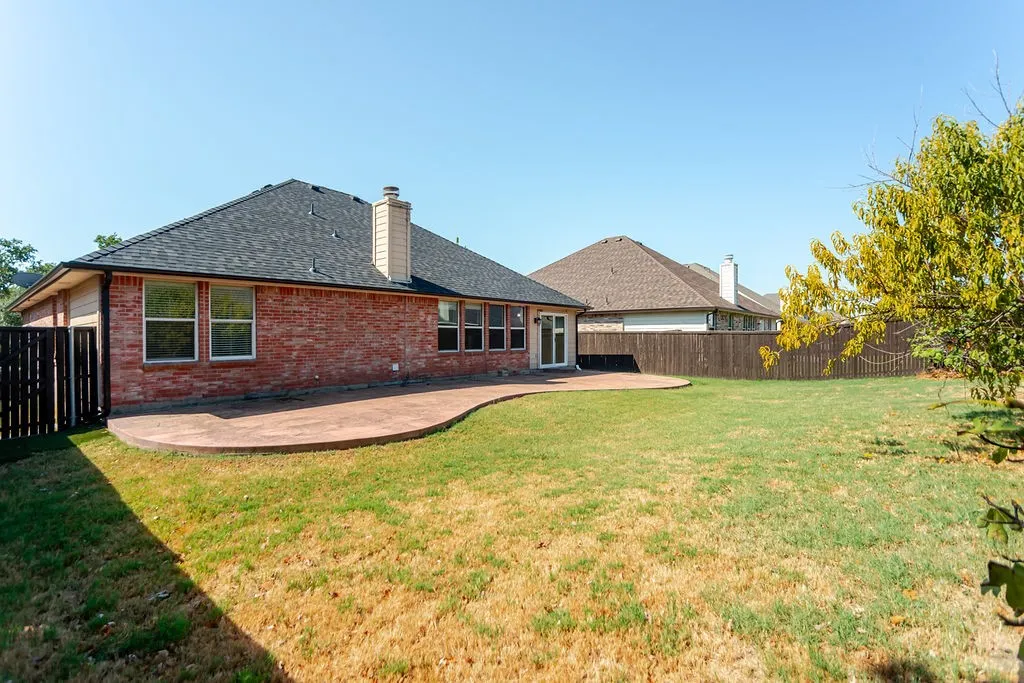Single Family Residence For Sale in Collin County , 914 Marble Creek Drive, Wylie, Texas 75098, 3 Bedroom, 2 Bathroom, 2 Garage spaces, 1,745 Sqft, built in 2005, mls#21389658, Real Estate Agent in Wylie, Homes For Sale in Collin county, Homes For Sale in Wylie, Realtor in Wylie Texas, Real Estate Brokerage Independent Realty Texas, Luminita Cordes Realtor