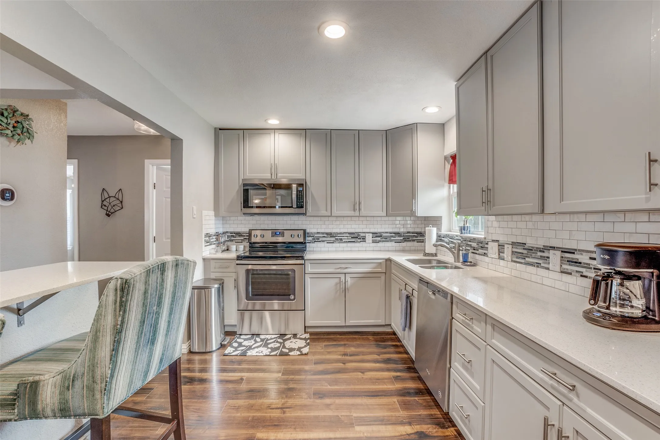 Single Family Residence For Rent in Dallas County , 2822 Materhorn Drive, Dallas, Texas 75228, 3 Bedroom, 2 Bathroom, Garage spaces, 1,458 Sqft, built in 1954, mls#21373309, Real Estate Agent in Dallas, Homes For Rent in Dallas county, Homes For Rent in Dallas, Realtor in Dallas Texas, Real Estate Brokerage Independent Realty Texas, Luminita Cordes Realtor