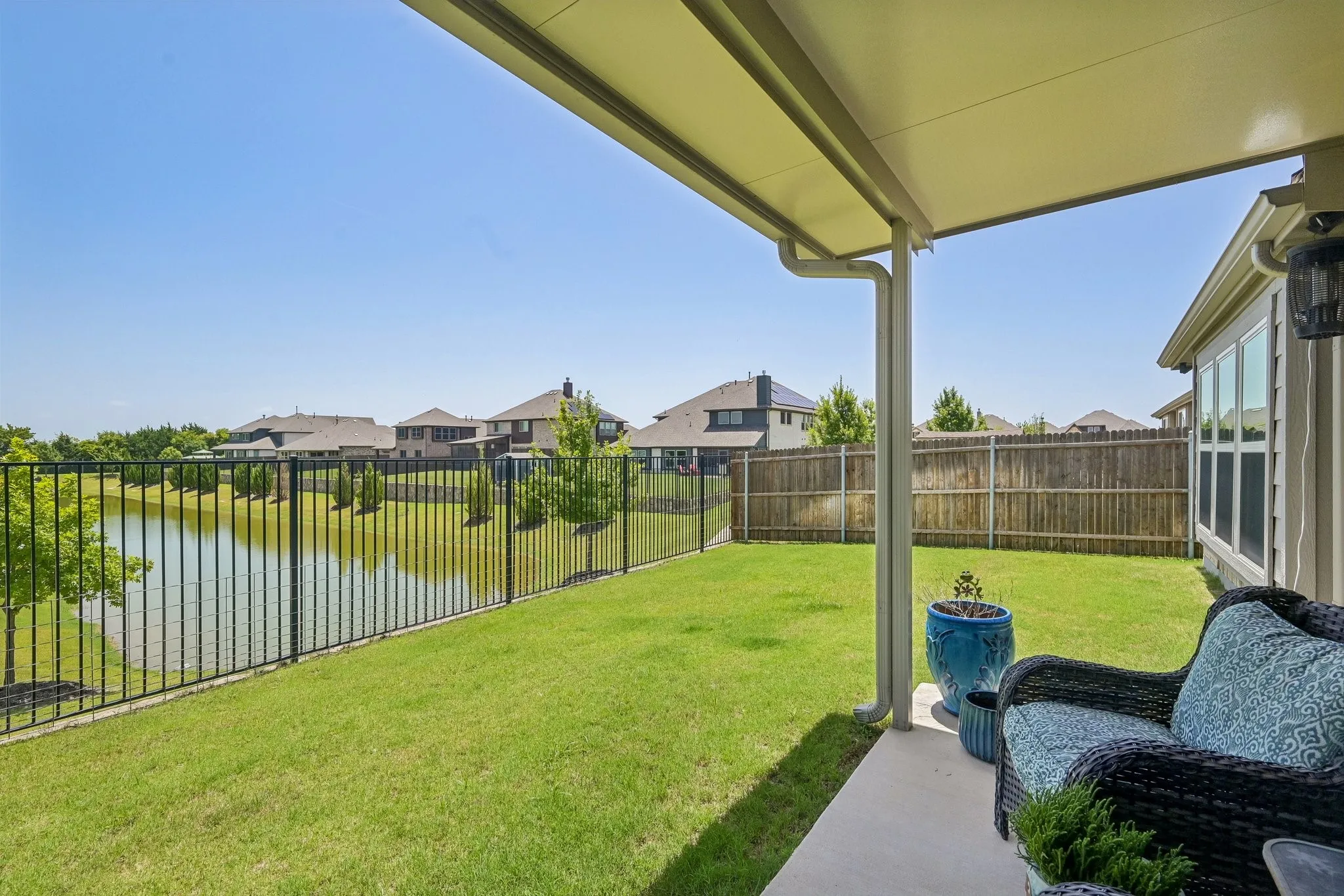 Single Family Residence For Rent in Ellis County , 1914 Winter Court, Midlothian, Texas 76065, 4 Bedroom, 4 Bathroom, 2 Garage spaces, 3,780 Sqft, built in 2021, mls#21378846, Real Estate Agent in Midlothian, Homes For Rent in Ellis county, Homes For Rent in Midlothian, Realtor in Midlothian Texas, Real Estate Brokerage Independent Realty Texas, Luminita Cordes Realtor
