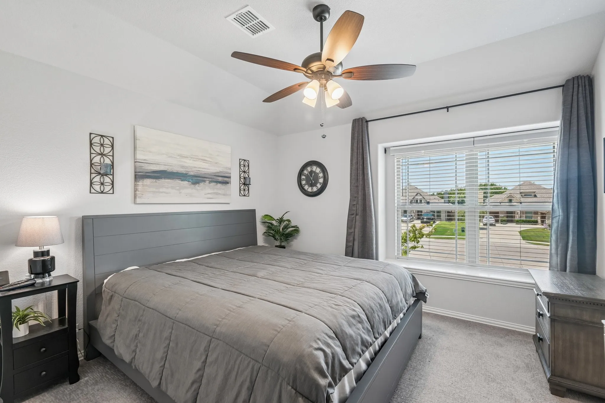 Single Family Residence For Rent in Ellis County , 1914 Winter Court, Midlothian, Texas 76065, 4 Bedroom, 4 Bathroom, 2 Garage spaces, 3,780 Sqft, built in 2021, mls#21378846, Real Estate Agent in Midlothian, Homes For Rent in Ellis county, Homes For Rent in Midlothian, Realtor in Midlothian Texas, Real Estate Brokerage Independent Realty Texas, Luminita Cordes Realtor
