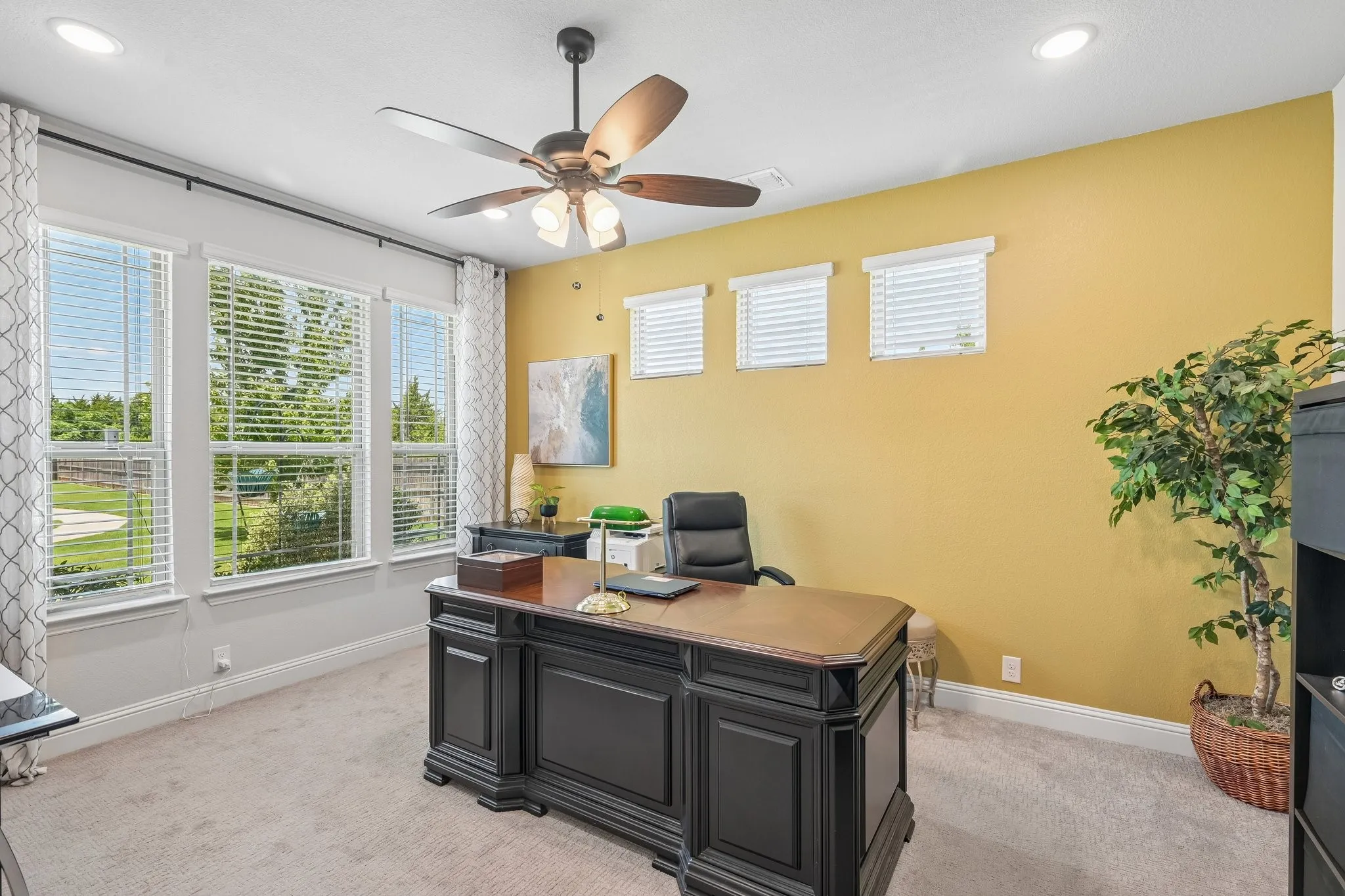 Single Family Residence For Rent in Ellis County , 1914 Winter Court, Midlothian, Texas 76065, 4 Bedroom, 4 Bathroom, 2 Garage spaces, 3,780 Sqft, built in 2021, mls#21378846, Real Estate Agent in Midlothian, Homes For Rent in Ellis county, Homes For Rent in Midlothian, Realtor in Midlothian Texas, Real Estate Brokerage Independent Realty Texas, Luminita Cordes Realtor