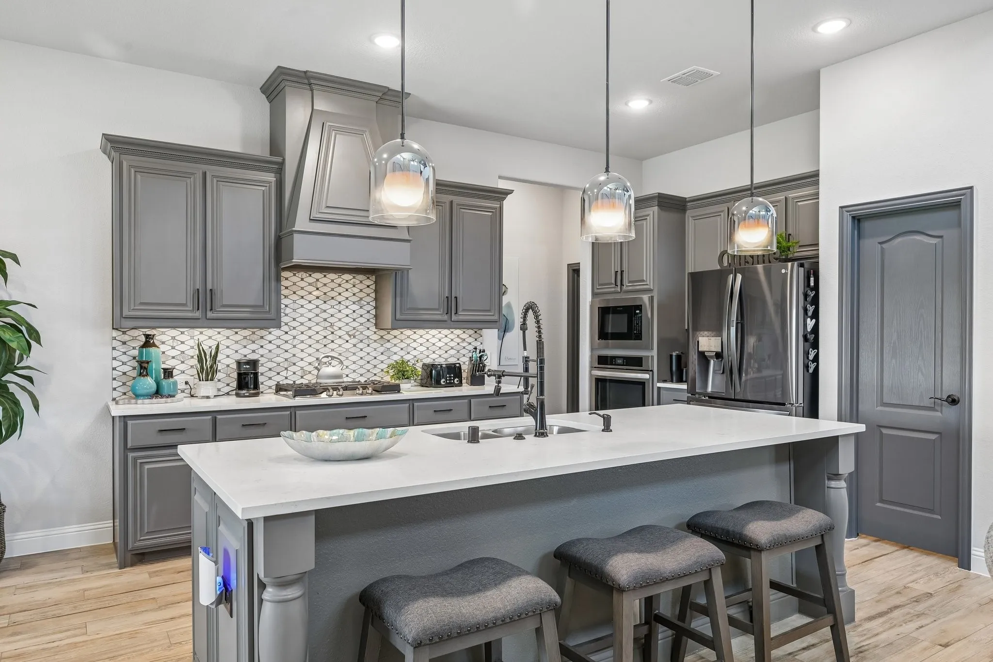 Single Family Residence For Rent in Ellis County , 1914 Winter Court, Midlothian, Texas 76065, 4 Bedroom, 4 Bathroom, 2 Garage spaces, 3,780 Sqft, built in 2021, mls#21378846, Real Estate Agent in Midlothian, Homes For Rent in Ellis county, Homes For Rent in Midlothian, Realtor in Midlothian Texas, Real Estate Brokerage Independent Realty Texas, Luminita Cordes Realtor
