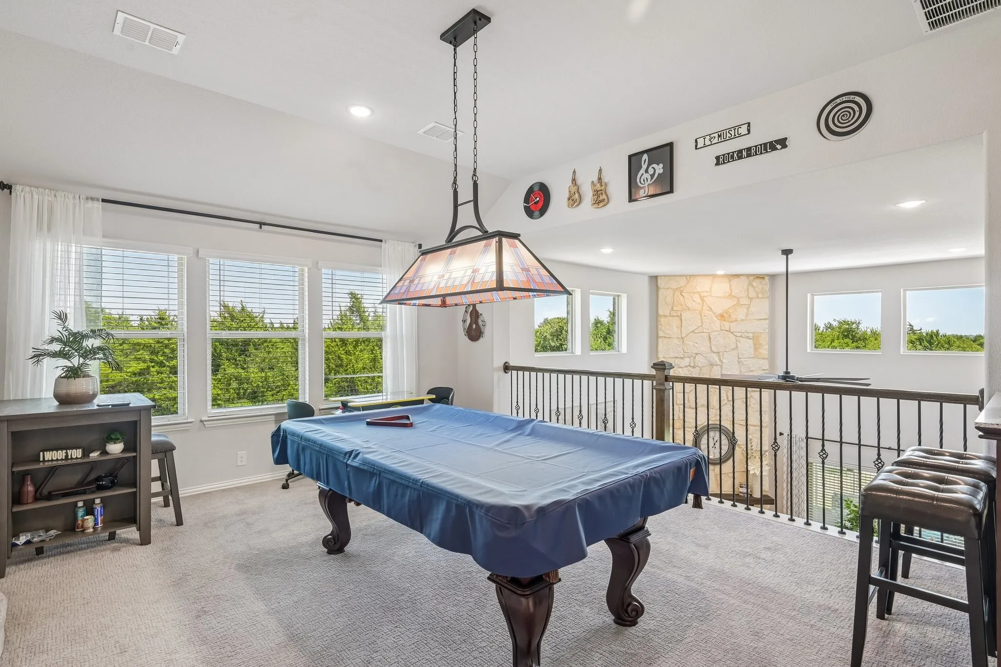 Single Family Residence For Rent in Ellis County , 1914 Winter Court, Midlothian, Texas 76065, 4 Bedroom, 4 Bathroom, 2 Garage spaces, 3,780 Sqft, built in 2021, mls#21378846, Real Estate Agent in Midlothian, Homes For Rent in Ellis county, Homes For Rent in Midlothian, Realtor in Midlothian Texas, Real Estate Brokerage Independent Realty Texas, Luminita Cordes Realtor