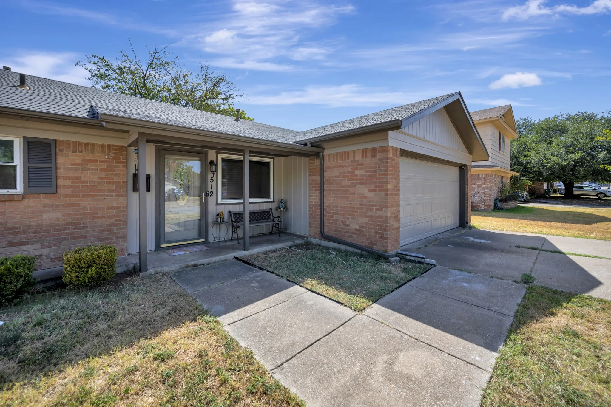 Single Family Residence For Sale in Tarrant County , 512 E Mission Street, Crowley, Texas 76036, 3 Bedroom, 2 Bathroom, 2 Garage spaces, 1,277 Sqft, built in 1964, mls#21387182, Real Estate Agent in Crowley, Homes For Sale in Tarrant county, Homes For Sale in Crowley, Realtor in Crowley Texas, Real Estate Brokerage Independent Realty Texas, Luminita Cordes Realtor