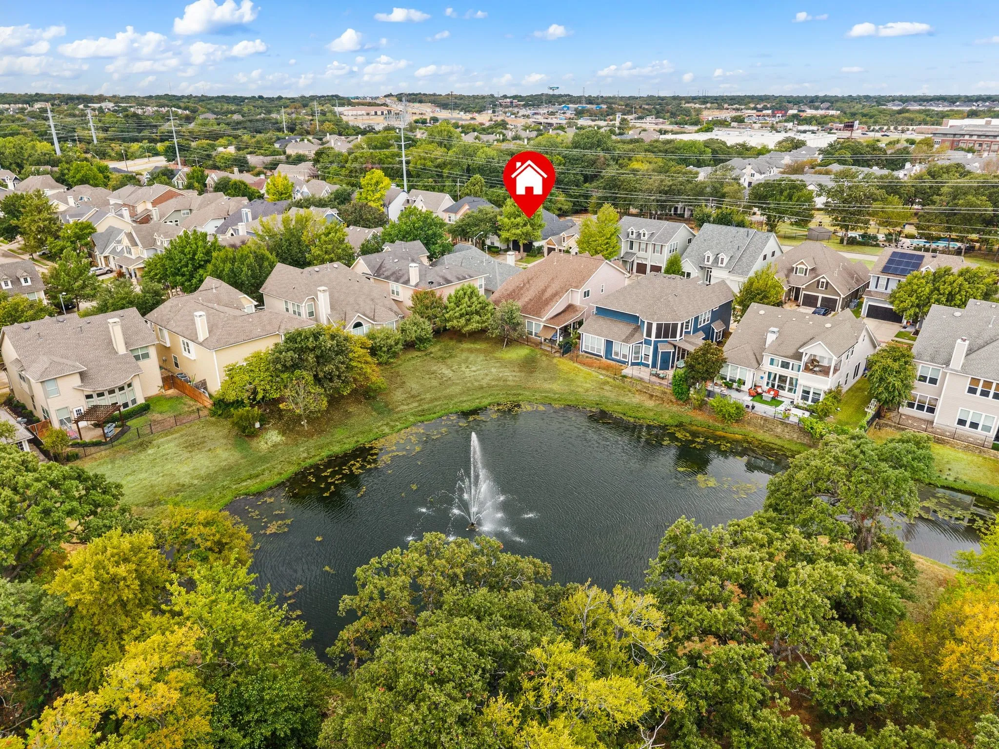 Single Family Residence For Sale in Tarrant County , 2301 Grizzly Run Lane, Euless, Texas 76039, 3 Bedroom, 2 Bathroom, 2 Garage spaces, 1,861 Sqft, built in 2005, mls#21336986, Real Estate Agent in Euless, Homes For Sale in Tarrant county, Homes For Sale in Euless, Realtor in Euless Texas, Real Estate Brokerage Independent Realty Texas, Luminita Cordes Realtor