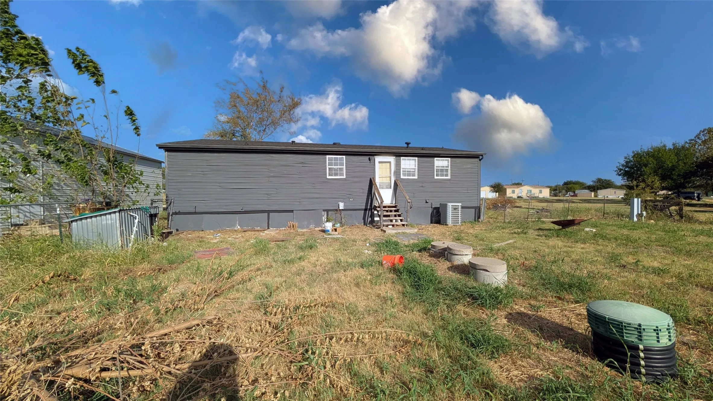 Single Family Residence For Sale in Denton County , 11687 Buttercup Lane, Justin, Texas 76247, 3 Bedroom, 2 Bathroom, 2 Garage spaces, 1,232 Sqft, built in 2002, mls#21389541, Real Estate Agent in Justin, Homes For Sale in Denton county, Homes For Sale in Justin, Realtor in Justin Texas, Real Estate Brokerage Independent Realty Texas, Luminita Cordes Realtor