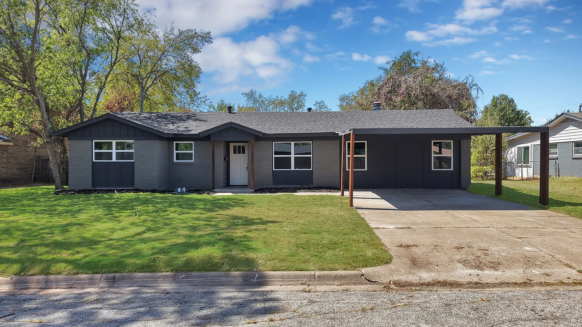 Single Family Residence For Sale