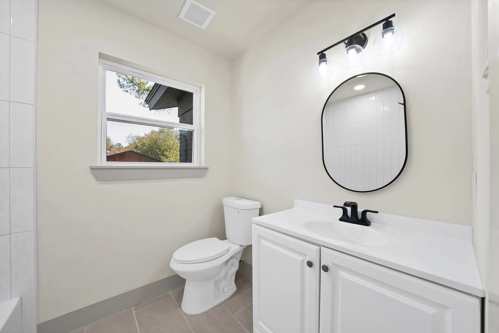 Single Family Residence For Sale in Tarrant County , 5105 Grove Street, North Richland Hills, Texas 76180, 3 Bedroom, 2 Bathroom, 2 Garage spaces, 2,227 Sqft, built in 1963, mls#21388116, Real Estate Agent in North Richland Hills, Homes For Sale in Tarrant county, Homes For Sale in North Richland Hills, Realtor in North Richland Hills Texas, Real Estate Brokerage Independent Realty Texas, Luminita Cordes Realtor