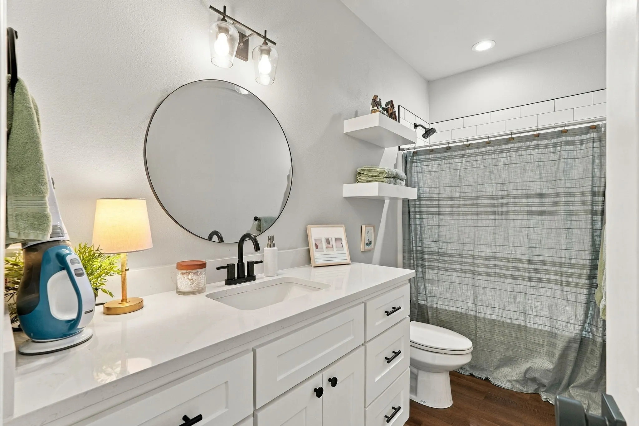 Single Family Residence For Sale in Taylor County , 7602 Florence Drive, Abilene, Texas 79606, 3 Bedroom, 2 Bathroom, 2 Garage spaces, 1,540 Sqft, built in 2022, mls#21389597, Real Estate Agent in Abilene, Homes For Sale in Taylor county, Homes For Sale in Abilene, Realtor in Abilene Texas, Real Estate Brokerage Independent Realty Texas, Luminita Cordes Realtor