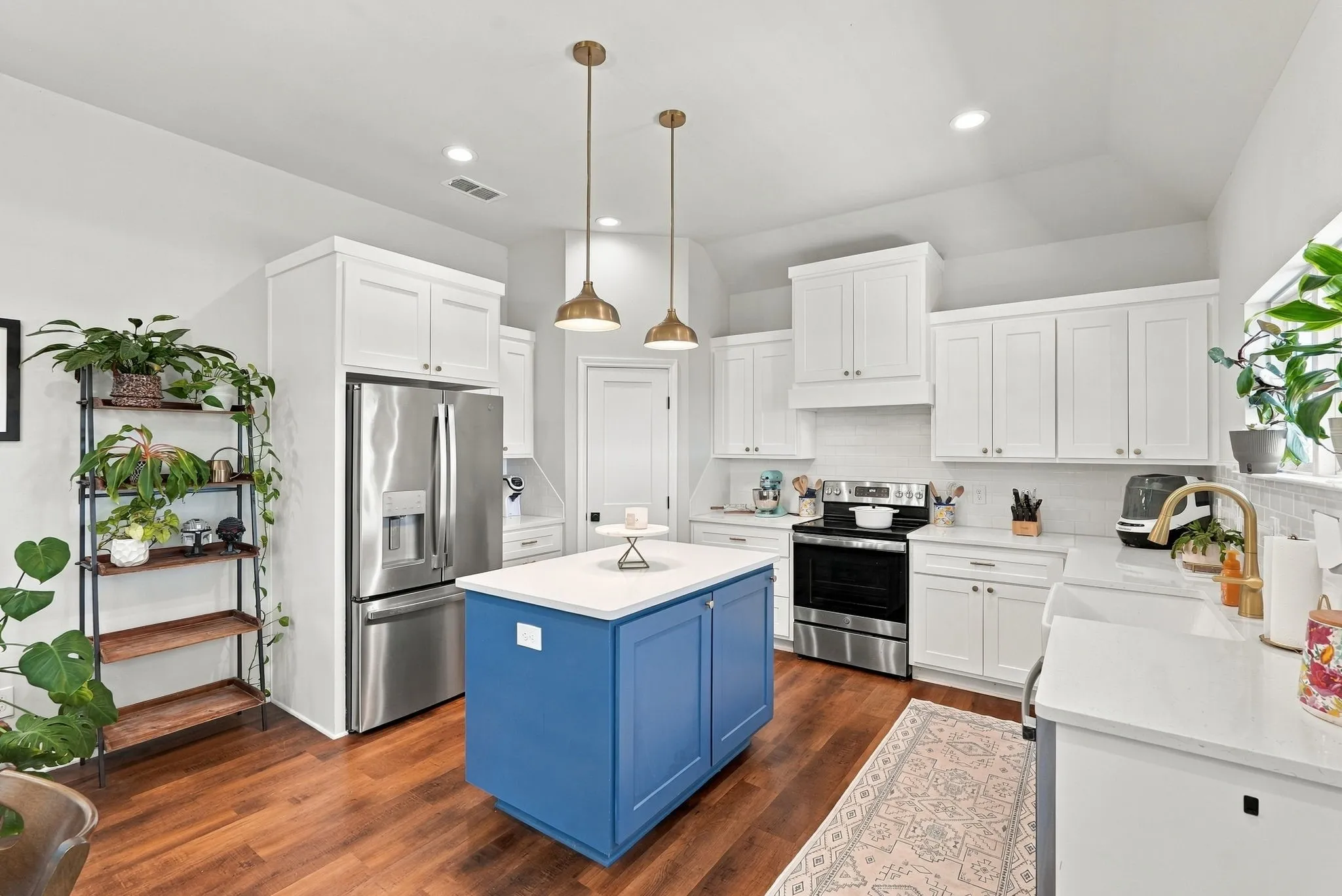 Single Family Residence For Sale in Taylor County , 7602 Florence Drive, Abilene, Texas 79606, 3 Bedroom, 2 Bathroom, 2 Garage spaces, 1,540 Sqft, built in 2022, mls#21389597, Real Estate Agent in Abilene, Homes For Sale in Taylor county, Homes For Sale in Abilene, Realtor in Abilene Texas, Real Estate Brokerage Independent Realty Texas, Luminita Cordes Realtor