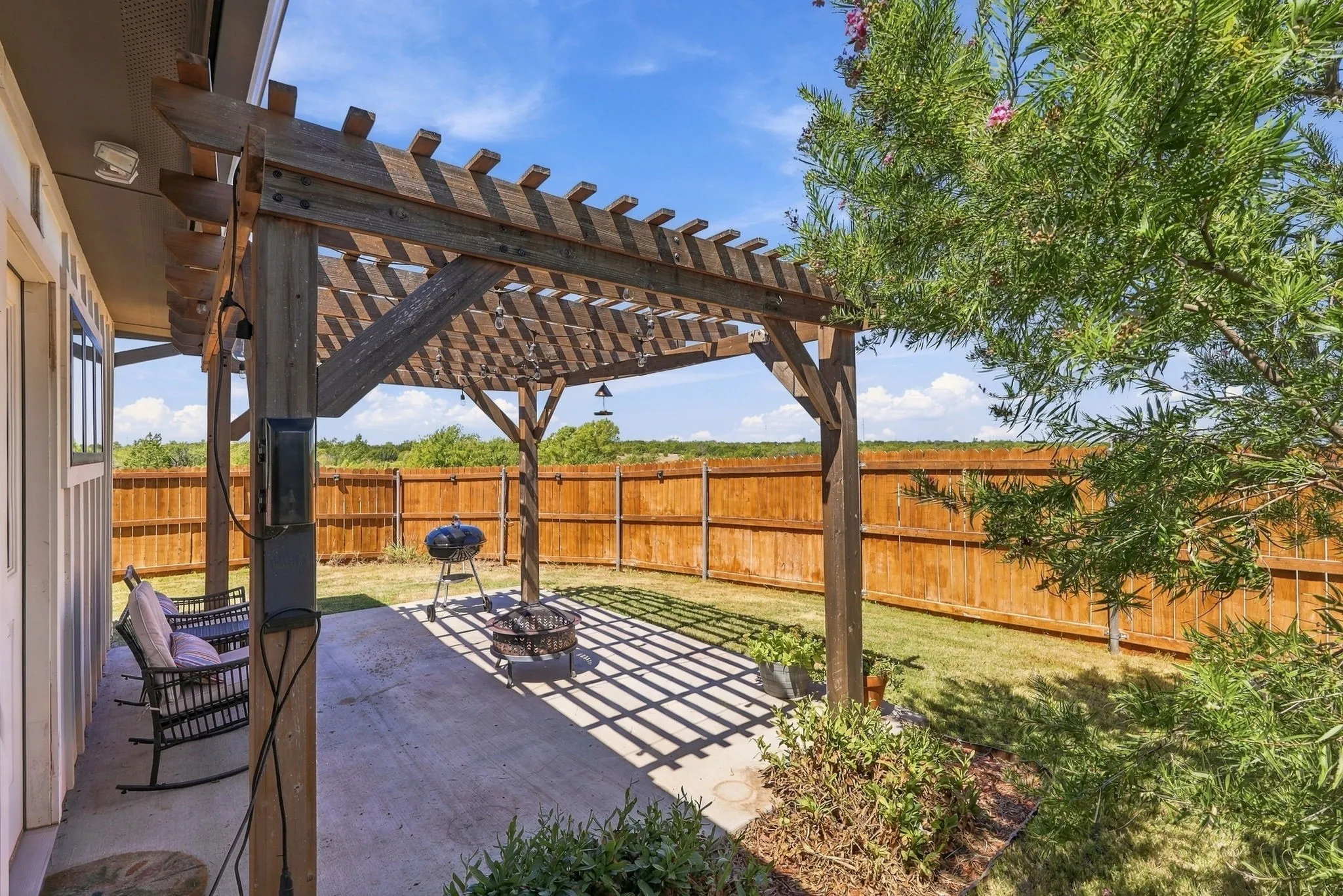 Single Family Residence For Sale in Taylor County , 7602 Florence Drive, Abilene, Texas 79606, 3 Bedroom, 2 Bathroom, 2 Garage spaces, 1,540 Sqft, built in 2022, mls#21389597, Real Estate Agent in Abilene, Homes For Sale in Taylor county, Homes For Sale in Abilene, Realtor in Abilene Texas, Real Estate Brokerage Independent Realty Texas, Luminita Cordes Realtor