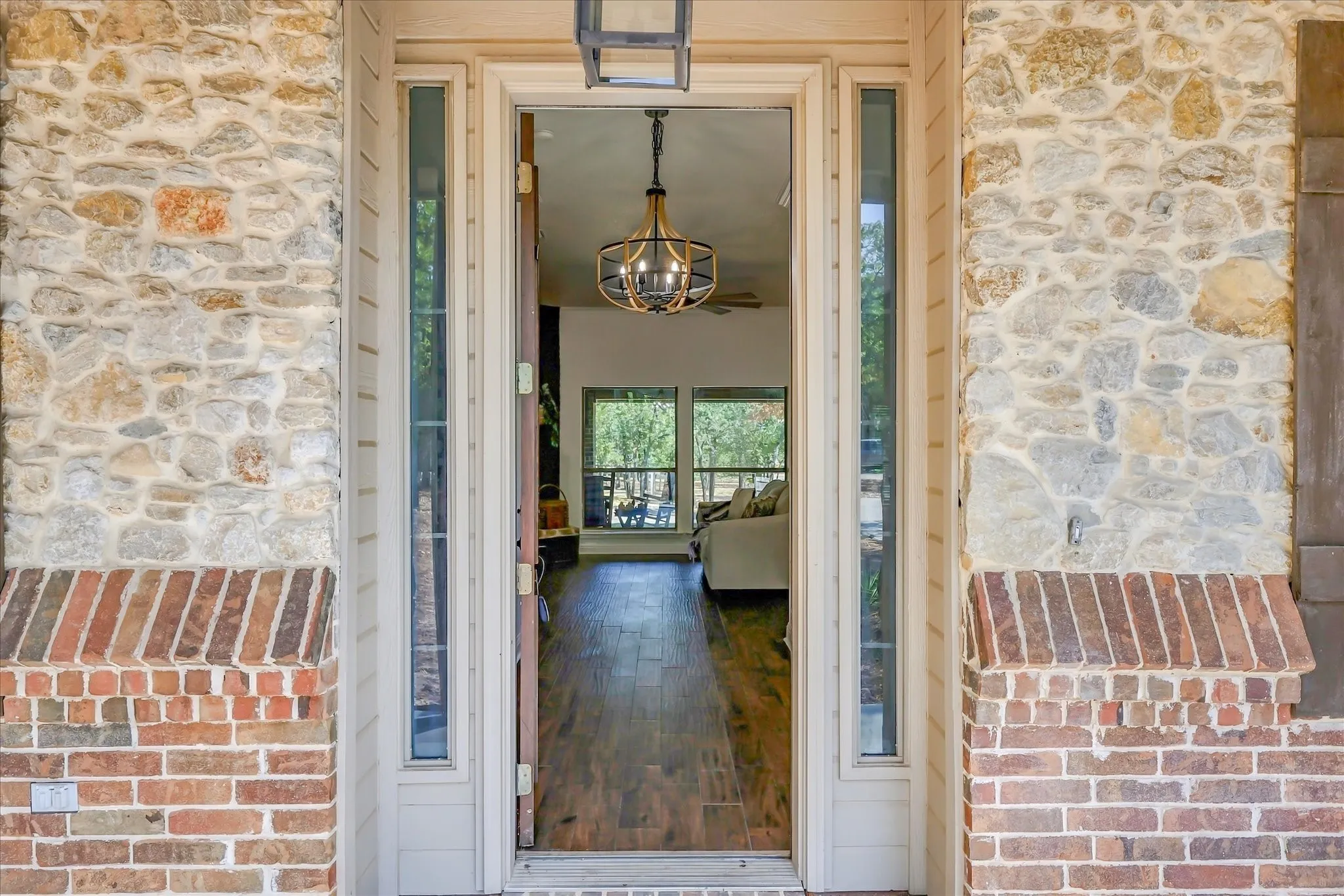 Single Family Residence For Sale in Wise County , 514 Oak Hills Drive, Newark, Texas 76071, 4 Bedroom, 3 Bathroom, 3 Garage spaces, 2,984 Sqft, built in 2005, mls#21341876, Real Estate Agent in Newark, Homes For Sale in Wise county, Homes For Sale in Newark, Realtor in Newark Texas, Real Estate Brokerage Independent Realty Texas, Luminita Cordes Realtor