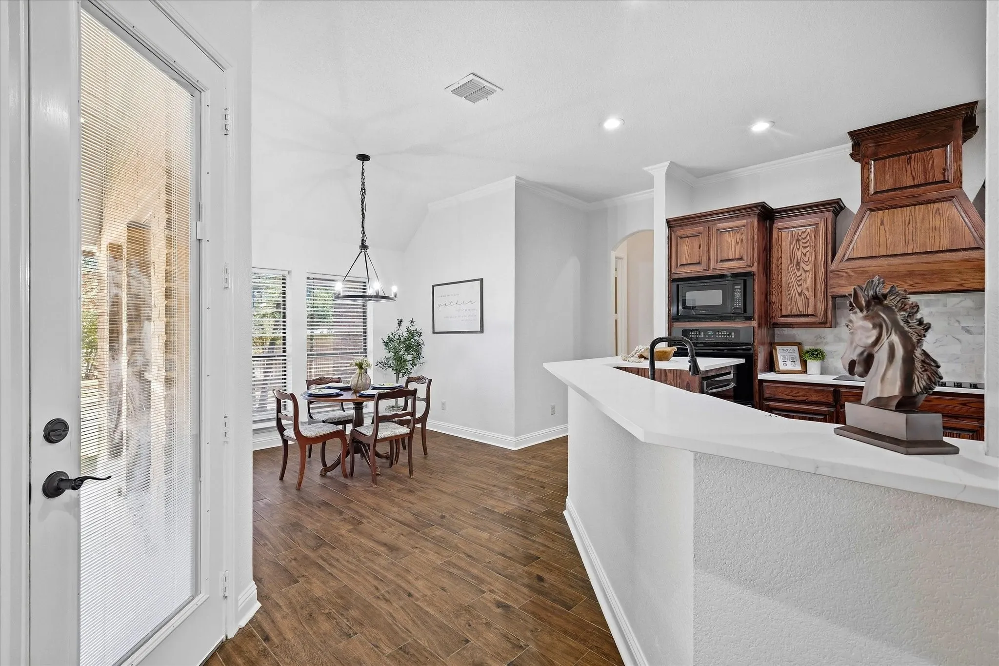 Single Family Residence For Sale in Wise County , 514 Oak Hills Drive, Newark, Texas 76071, 4 Bedroom, 3 Bathroom, 3 Garage spaces, 2,984 Sqft, built in 2005, mls#21341876, Real Estate Agent in Newark, Homes For Sale in Wise county, Homes For Sale in Newark, Realtor in Newark Texas, Real Estate Brokerage Independent Realty Texas, Luminita Cordes Realtor