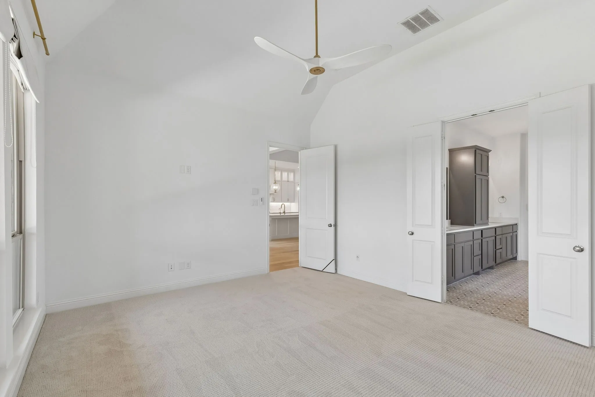 Single Family Residence For Sale in Denton County , 8213 Western, The Colony, Texas 75056, 4 Bedroom, 5 Bathroom, 2 Garage spaces, 3,813 Sqft, built in 2019, mls#21389452, Real Estate Agent in The Colony, Homes For Sale in Denton county, Homes For Sale in The Colony, Realtor in The Colony Texas, Real Estate Brokerage Independent Realty Texas, Luminita Cordes Realtor