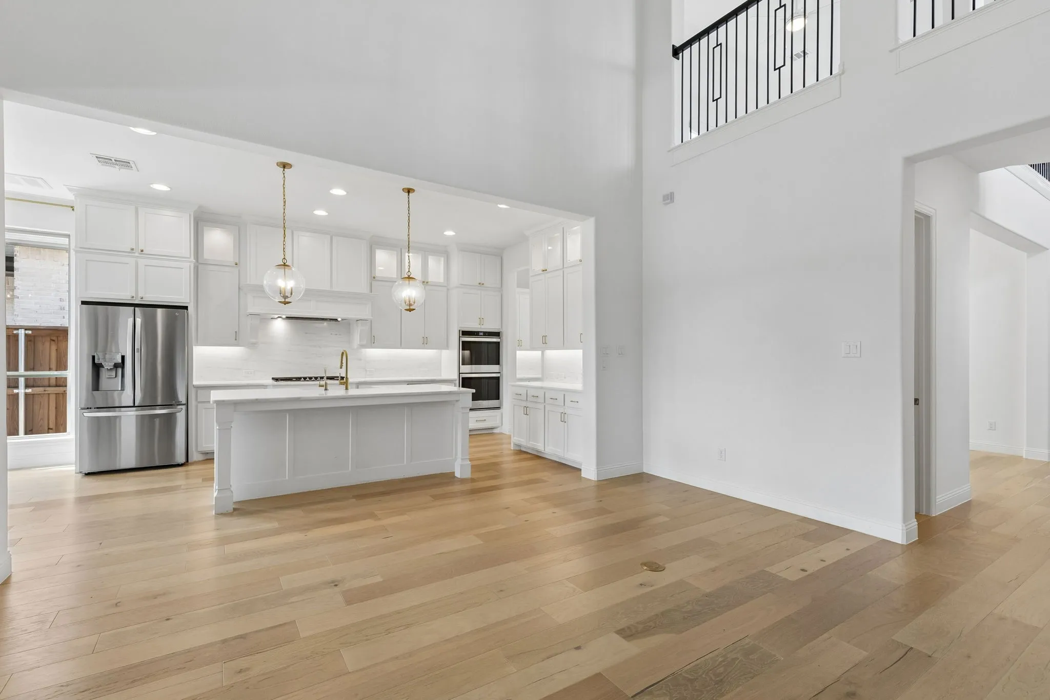 Single Family Residence For Sale in Denton County , 8213 Western, The Colony, Texas 75056, 4 Bedroom, 5 Bathroom, 2 Garage spaces, 3,813 Sqft, built in 2019, mls#21389452, Real Estate Agent in The Colony, Homes For Sale in Denton county, Homes For Sale in The Colony, Realtor in The Colony Texas, Real Estate Brokerage Independent Realty Texas, Luminita Cordes Realtor