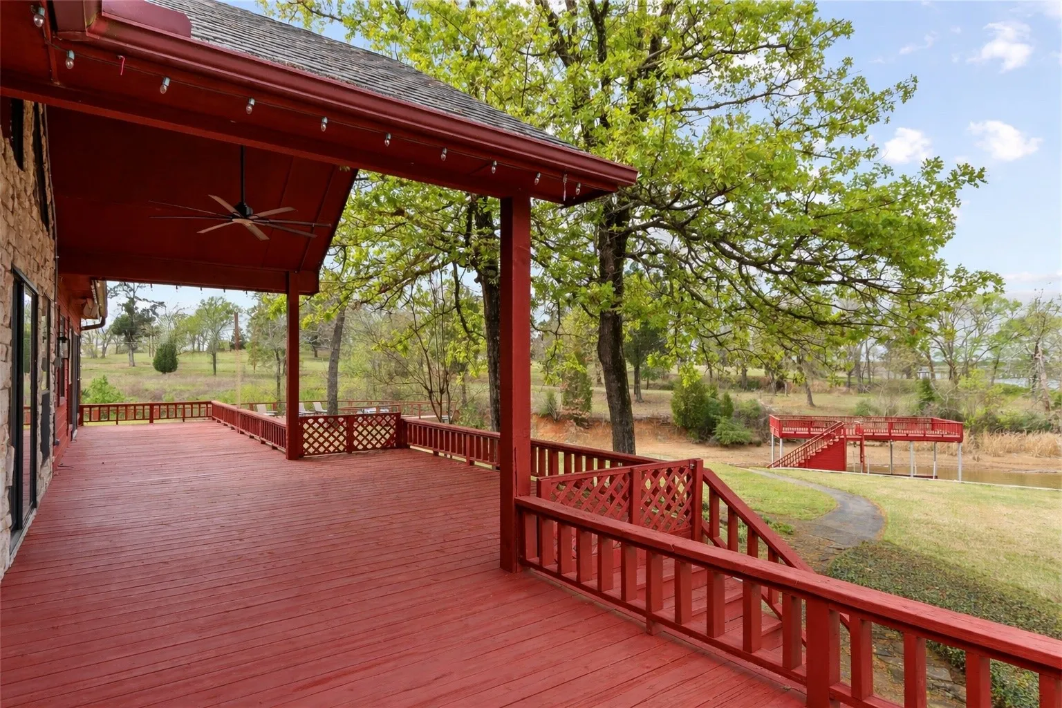 Additional view of the deck.