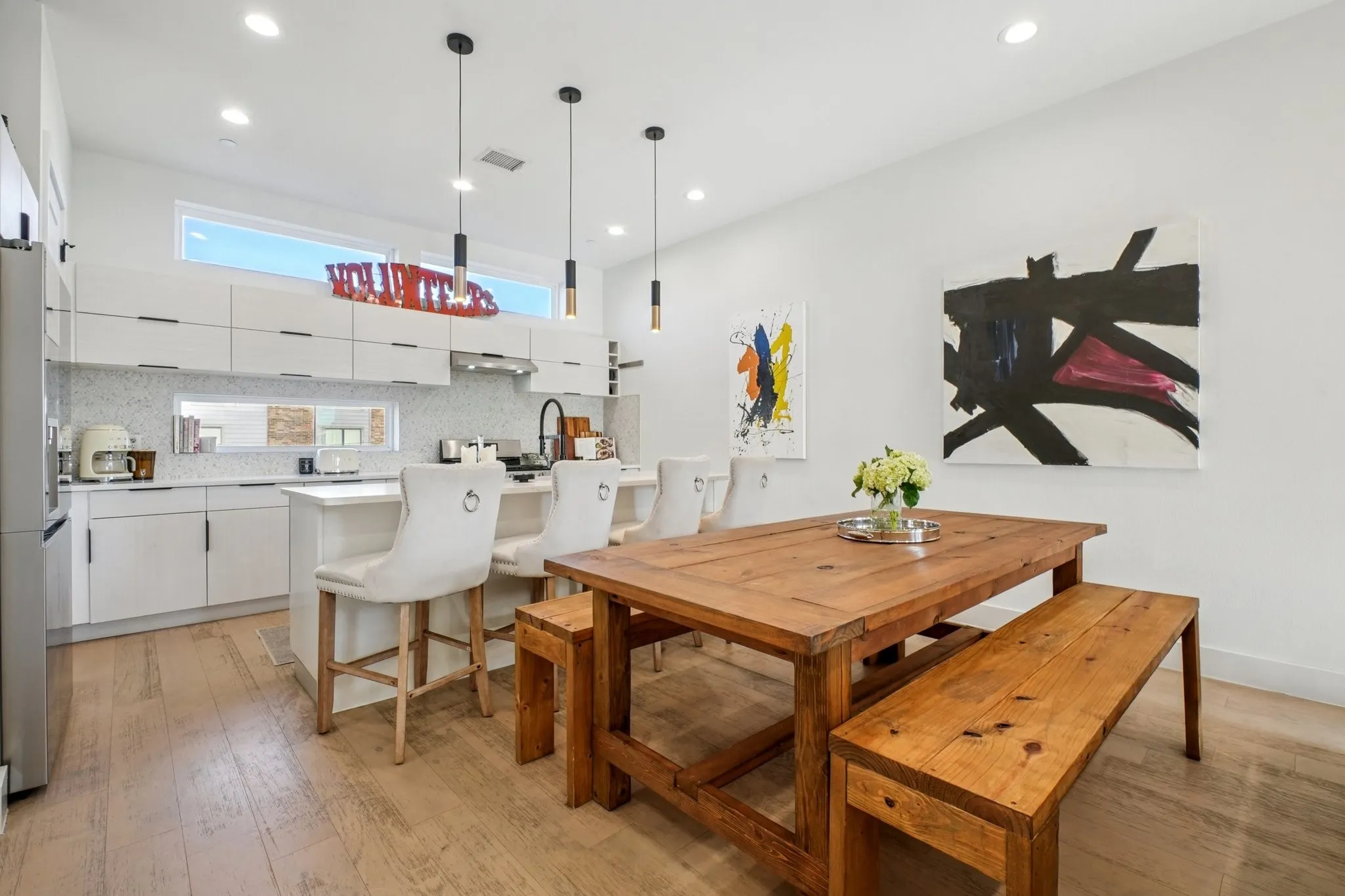 Condominium For Rent in Dallas County , 145 N Henderson Avenue 102, Dallas, Texas 75214, 2 Bedroom, 3 Bathroom, 2 Garage spaces, 1,689 Sqft, built in 2020, mls#21384812, Real Estate Agent in Dallas, Homes For Rent in Dallas county, Homes For Rent in Dallas, Realtor in Dallas Texas, Real Estate Brokerage Independent Realty Texas, Luminita Cordes Realtor