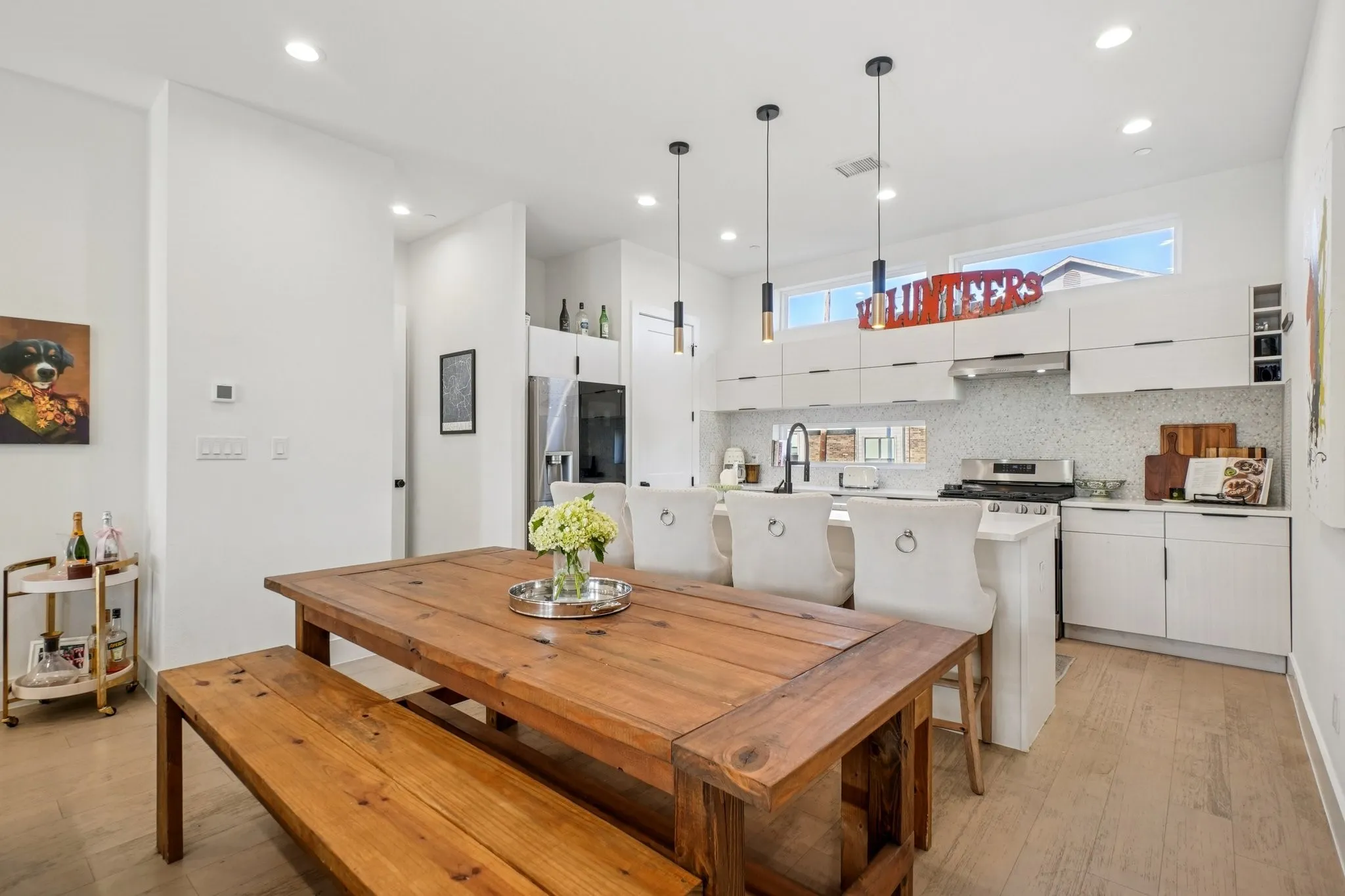 Condominium For Rent in Dallas County , 145 N Henderson Avenue 102, Dallas, Texas 75214, 2 Bedroom, 3 Bathroom, 2 Garage spaces, 1,689 Sqft, built in 2020, mls#21384812, Real Estate Agent in Dallas, Homes For Rent in Dallas county, Homes For Rent in Dallas, Realtor in Dallas Texas, Real Estate Brokerage Independent Realty Texas, Luminita Cordes Realtor