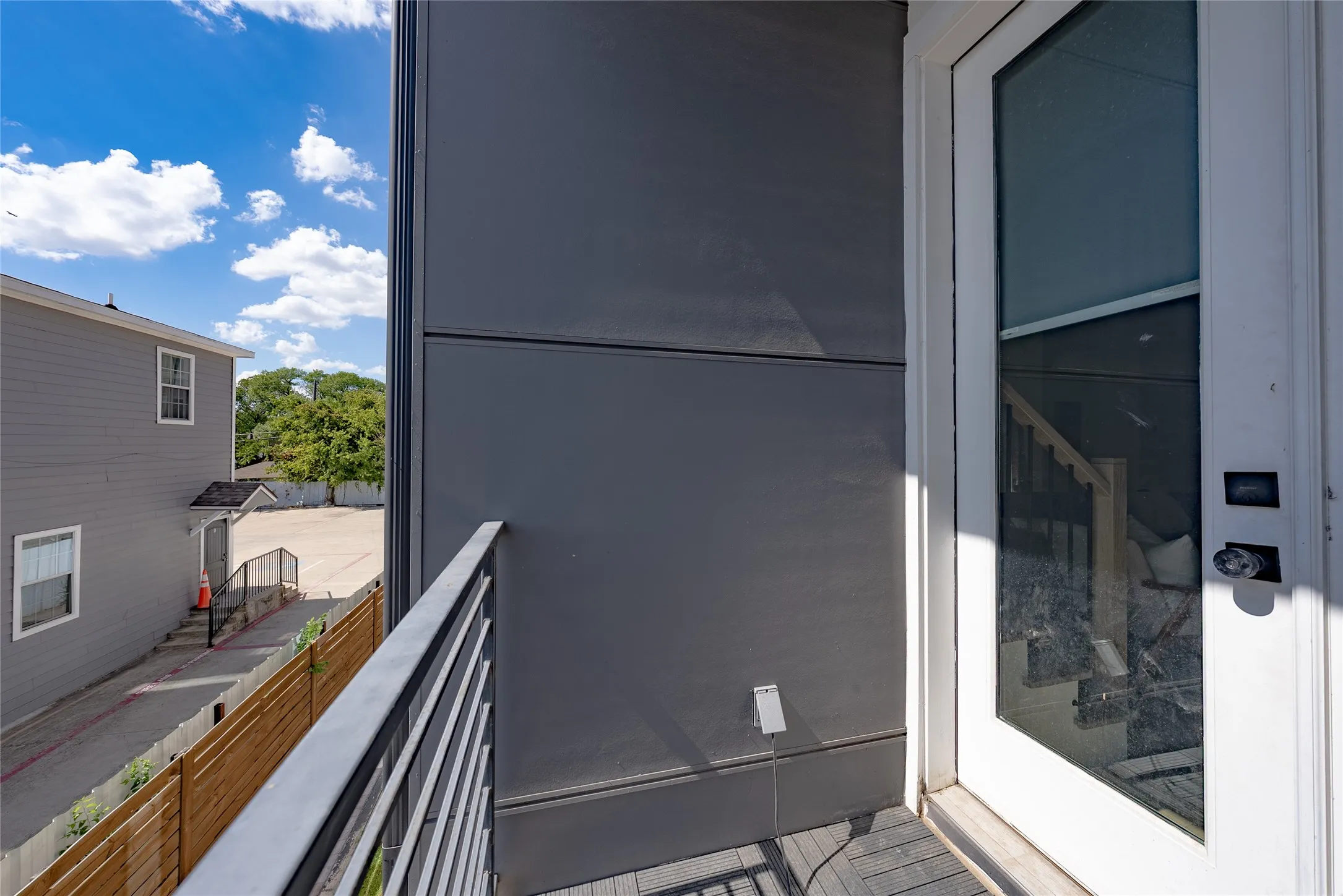 Condominium For Rent in Dallas County , 145 N Henderson Avenue 102, Dallas, Texas 75214, 2 Bedroom, 3 Bathroom, 2 Garage spaces, 1,689 Sqft, built in 2020, mls#21384812, Real Estate Agent in Dallas, Homes For Rent in Dallas county, Homes For Rent in Dallas, Realtor in Dallas Texas, Real Estate Brokerage Independent Realty Texas, Luminita Cordes Realtor