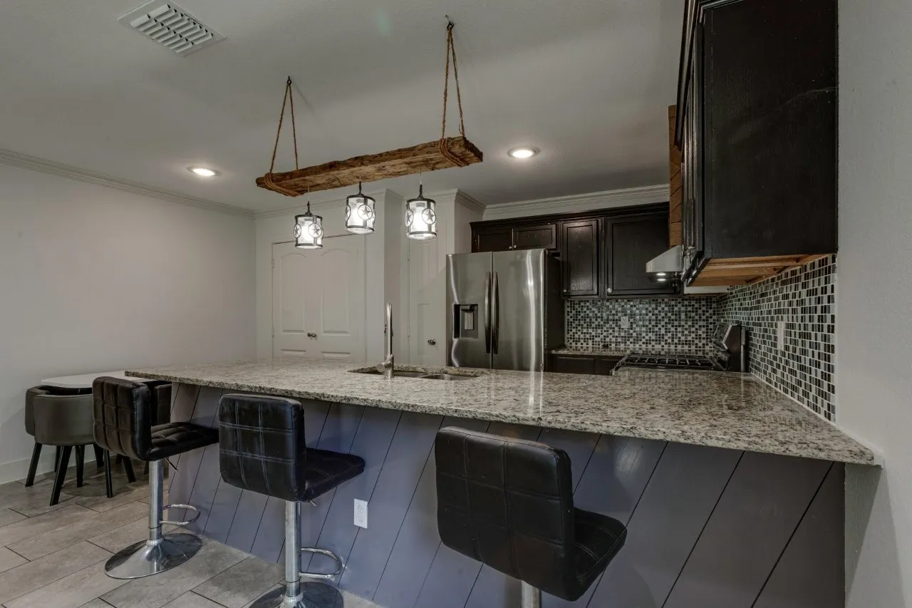 Single Family Residence For Sale in Henderson County , 138 Erie Street, Gun Barrel City, Texas 75156, 2 Bedroom, 1 Bathroom, Garage spaces, 900 Sqft, built in 2022, mls#21389691, Real Estate Agent in Gun Barrel City, Homes For Sale in Henderson county, Homes For Sale in Gun Barrel City, Realtor in Gun Barrel City Texas, Real Estate Brokerage Independent Realty Texas, Luminita Cordes Realtor