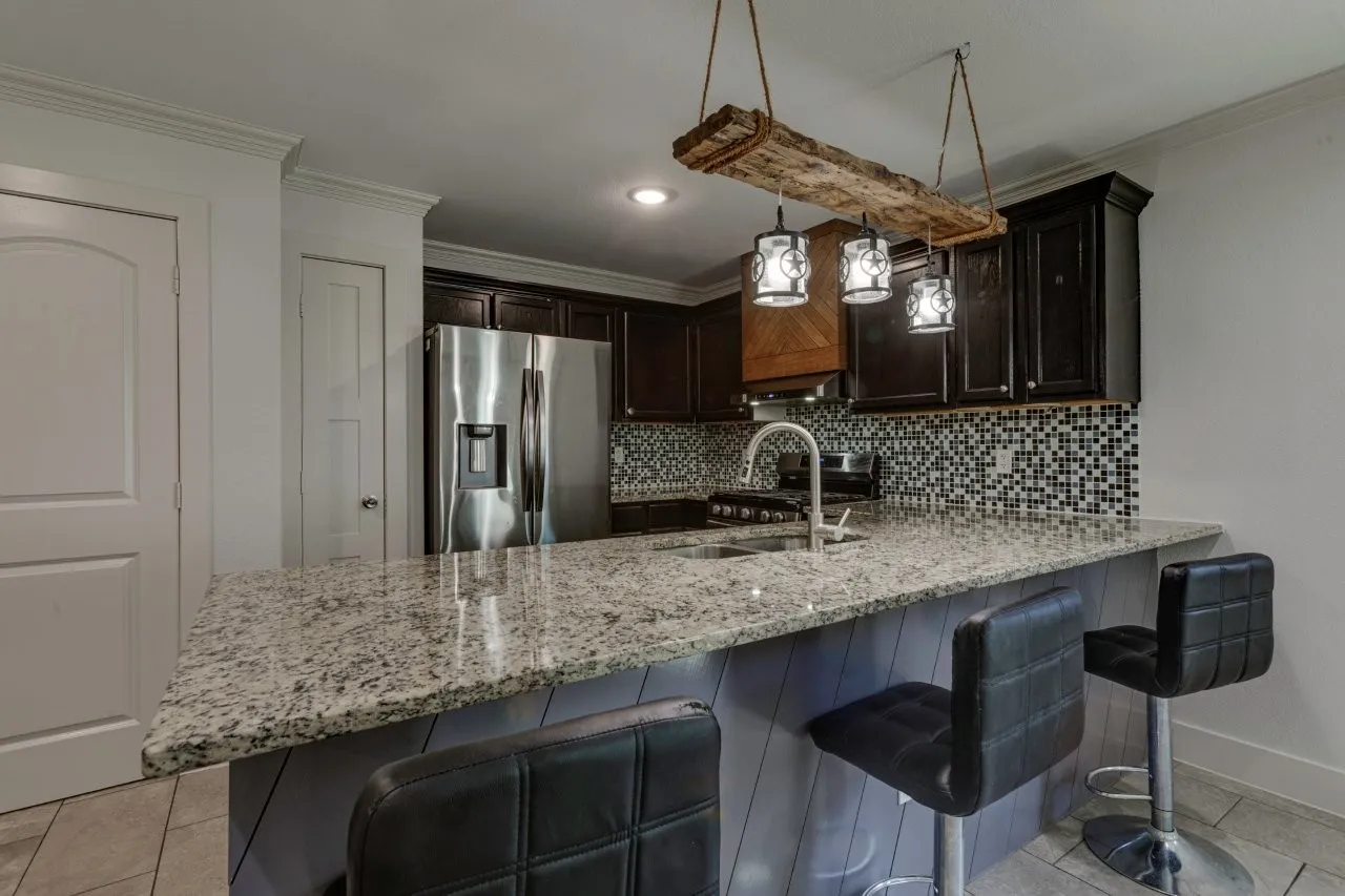Single Family Residence For Sale in Henderson County , 138 Erie Street, Gun Barrel City, Texas 75156, 2 Bedroom, 1 Bathroom, Garage spaces, 900 Sqft, built in 2022, mls#21389691, Real Estate Agent in Gun Barrel City, Homes For Sale in Henderson county, Homes For Sale in Gun Barrel City, Realtor in Gun Barrel City Texas, Real Estate Brokerage Independent Realty Texas, Luminita Cordes Realtor