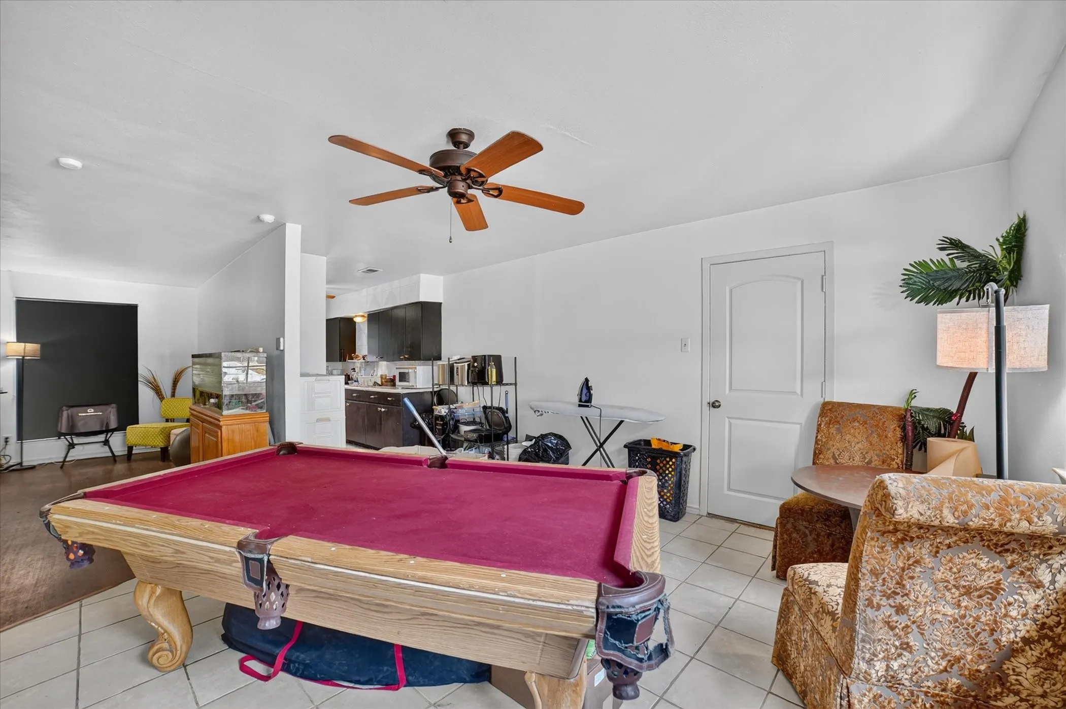Single Family Residence For Sale in Dallas County , 1262 Hidden Valley Drive, Dallas, Texas 75241, 3 Bedroom, 2 Bathroom, 1 Garage spaces, 1,143 Sqft, built in 1965, mls#21387946, Real Estate Agent in Dallas, Homes For Sale in Dallas county, Homes For Sale in Dallas, Realtor in Dallas Texas, Real Estate Brokerage Independent Realty Texas, Luminita Cordes Realtor