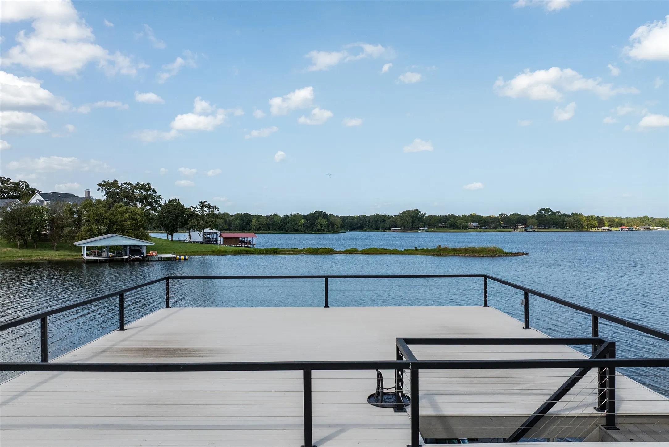 Single Family Residence For Sale in Henderson County , 5701 Impala South Road, Athens, Texas 75752, 7 Bedroom, 9 Bathroom, 3 Garage spaces, 6,123 Sqft, built in 2023, mls#21388112, Real Estate Agent in Athens, Homes For Sale in Henderson county, Homes For Sale in Athens, Realtor in Athens Texas, Real Estate Brokerage Independent Realty Texas, Luminita Cordes Realtor