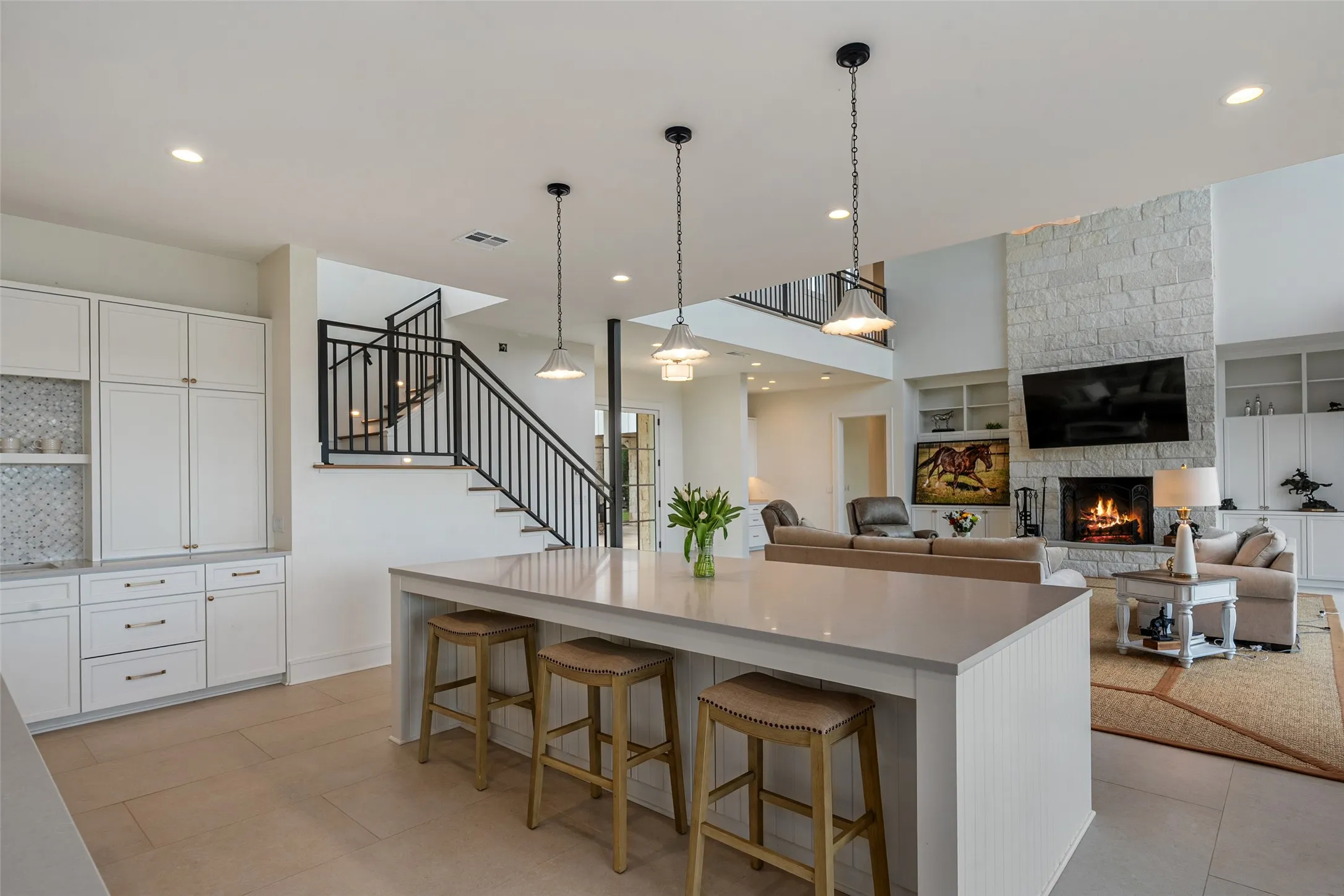Single Family Residence For Sale in Henderson County , 5701 Impala South Road, Athens, Texas 75752, 7 Bedroom, 9 Bathroom, 3 Garage spaces, 6,123 Sqft, built in 2023, mls#21388112, Real Estate Agent in Athens, Homes For Sale in Henderson county, Homes For Sale in Athens, Realtor in Athens Texas, Real Estate Brokerage Independent Realty Texas, Luminita Cordes Realtor