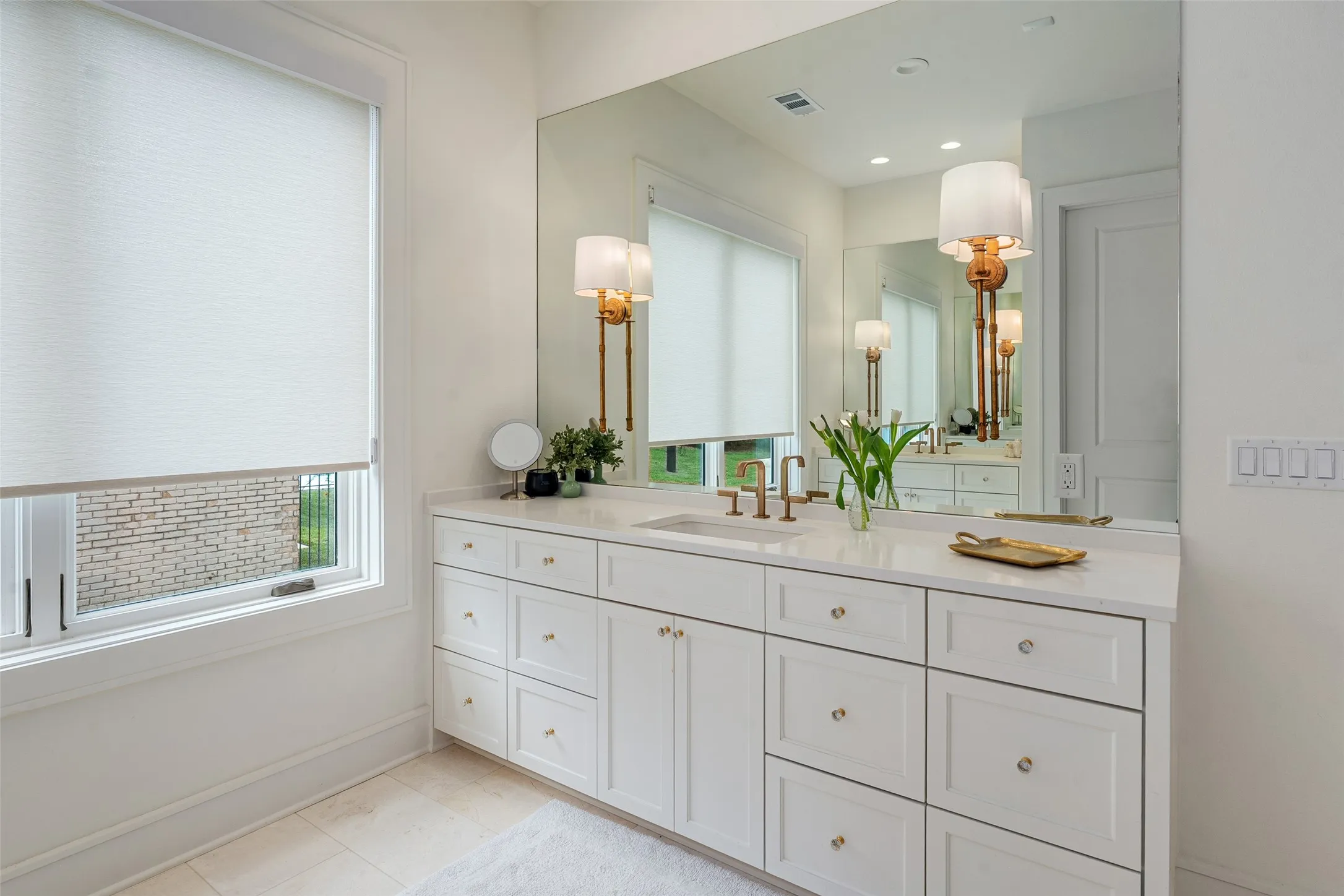 Single Family Residence For Sale in Henderson County , 5701 Impala South Road, Athens, Texas 75752, 7 Bedroom, 9 Bathroom, 3 Garage spaces, 6,123 Sqft, built in 2023, mls#21388112, Real Estate Agent in Athens, Homes For Sale in Henderson county, Homes For Sale in Athens, Realtor in Athens Texas, Real Estate Brokerage Independent Realty Texas, Luminita Cordes Realtor
