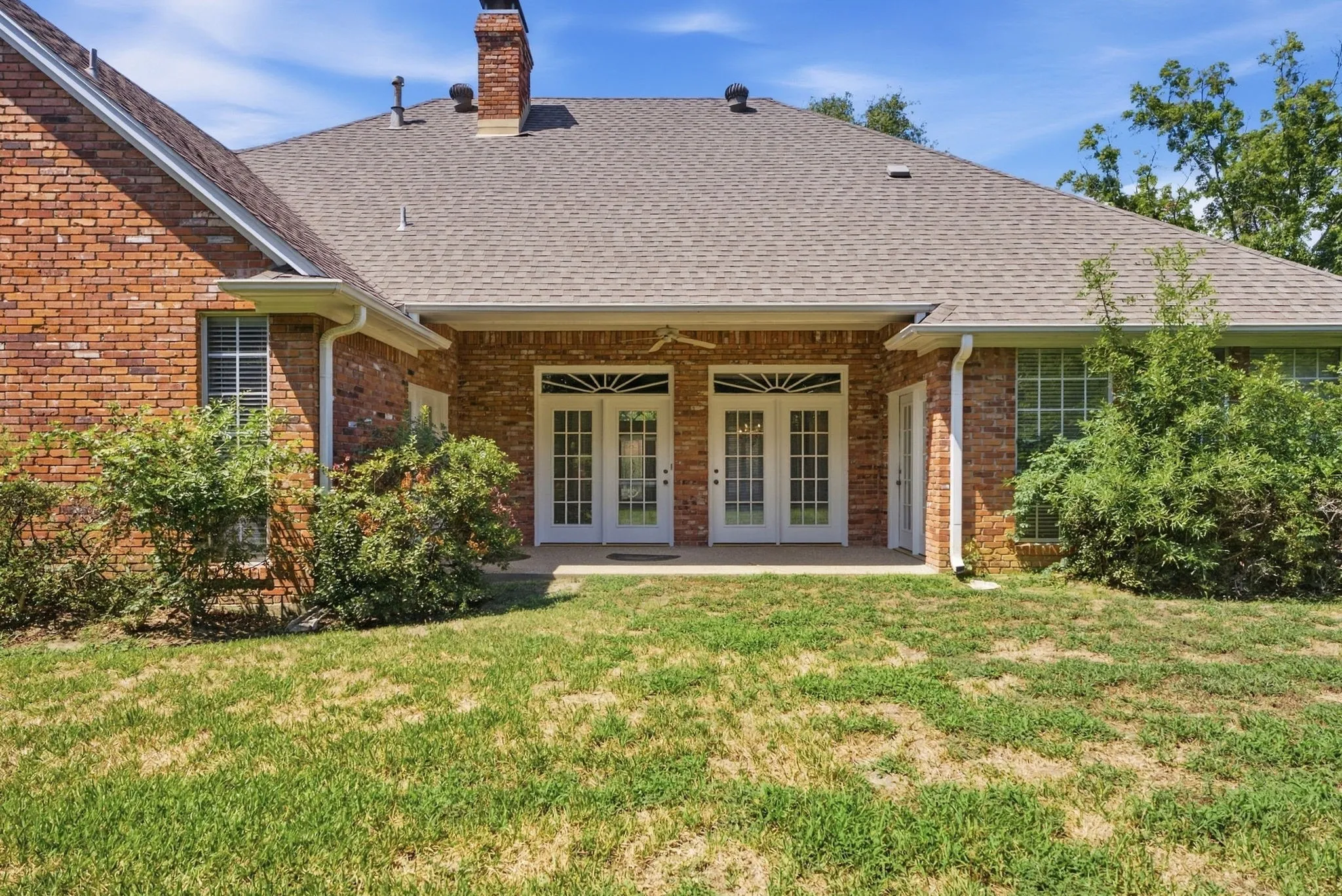 Single Family Residence For Sale in Smith County , 3403 Pinecreek Drive, Tyler, Texas 75707, 4 Bedroom, 3 Bathroom, 2 Garage spaces, 2,872 Sqft, built in 1993, mls#21389701, Real Estate Agent in Tyler, Homes For Sale in Smith county, Homes For Sale in Tyler, Realtor in Tyler Texas, Real Estate Brokerage Independent Realty Texas, Luminita Cordes Realtor