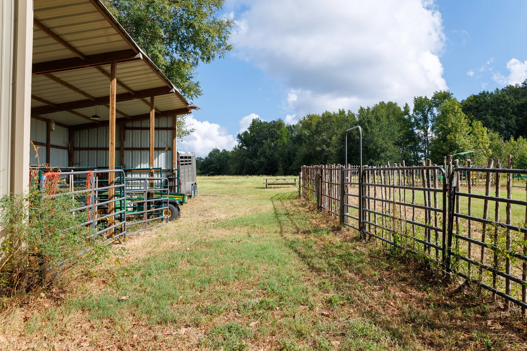Ranch For Sale in Henderson County , 000 Fm-317, Brownsboro, Texas 75756, 0, 0, Garage spaces, 0 Sqft, built in 0, mls#21388794, Real Estate Agent in Brownsboro, Homes For Sale in Henderson county, Homes For Sale in Brownsboro, Realtor in Brownsboro Texas, Real Estate Brokerage Independent Realty Texas, Luminita Cordes Realtor