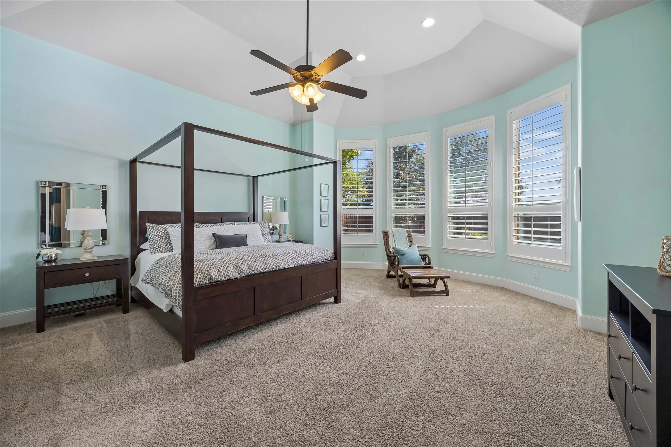 Single Family Residence For Sale in Collin County , 3760 Dogwood Drive, Prosper, Texas 75078, 5 Bedroom, 6 Bathroom, 3 Garage spaces, 4,333 Sqft, built in 2014, mls#21373562, Real Estate Agent in Prosper, Homes For Sale in Collin county, Homes For Sale in Prosper, Realtor in Prosper Texas, Real Estate Brokerage Independent Realty Texas, Luminita Cordes Realtor