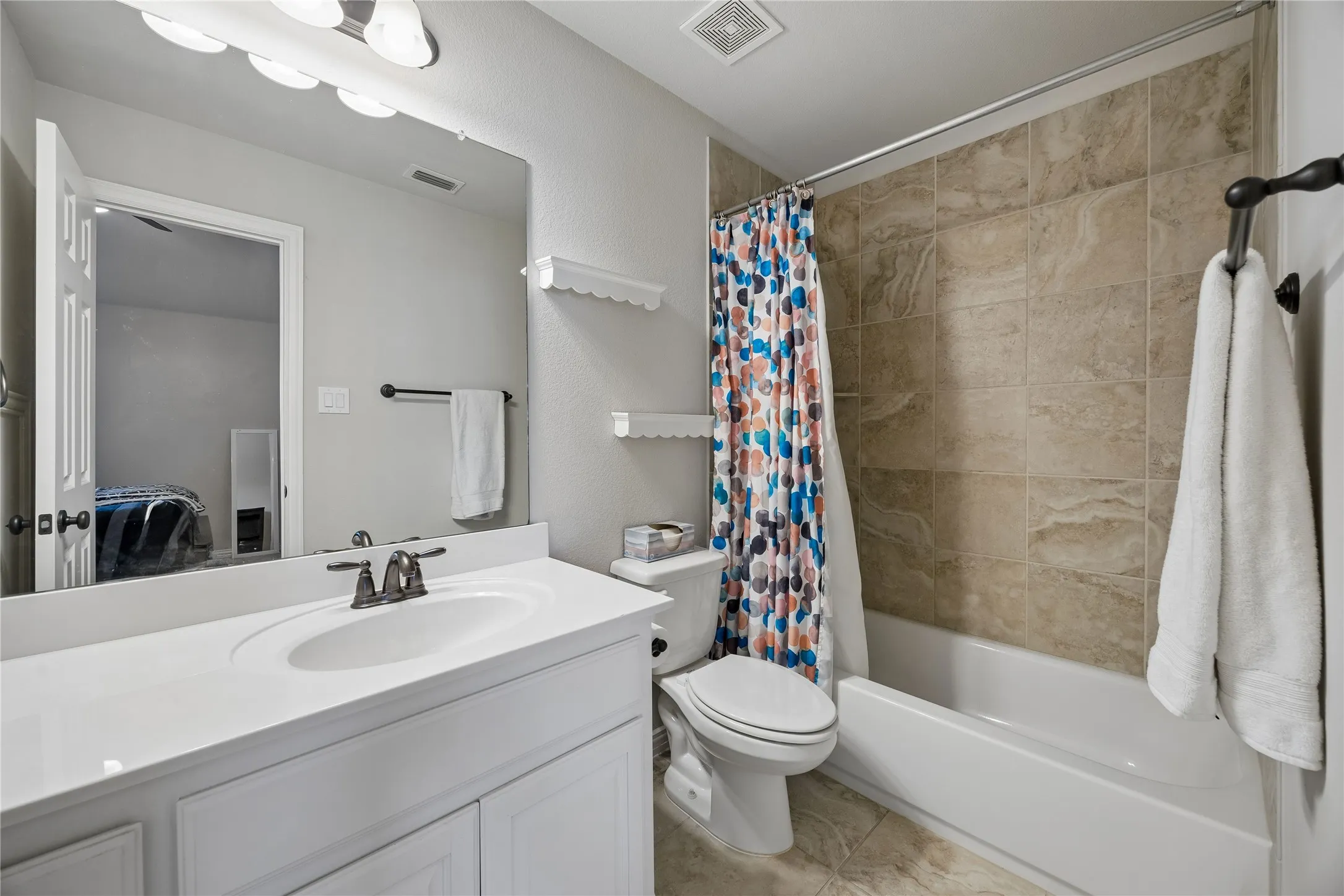 Single Family Residence For Sale in Collin County , 3760 Dogwood Drive, Prosper, Texas 75078, 5 Bedroom, 6 Bathroom, 3 Garage spaces, 4,333 Sqft, built in 2014, mls#21373562, Real Estate Agent in Prosper, Homes For Sale in Collin county, Homes For Sale in Prosper, Realtor in Prosper Texas, Real Estate Brokerage Independent Realty Texas, Luminita Cordes Realtor