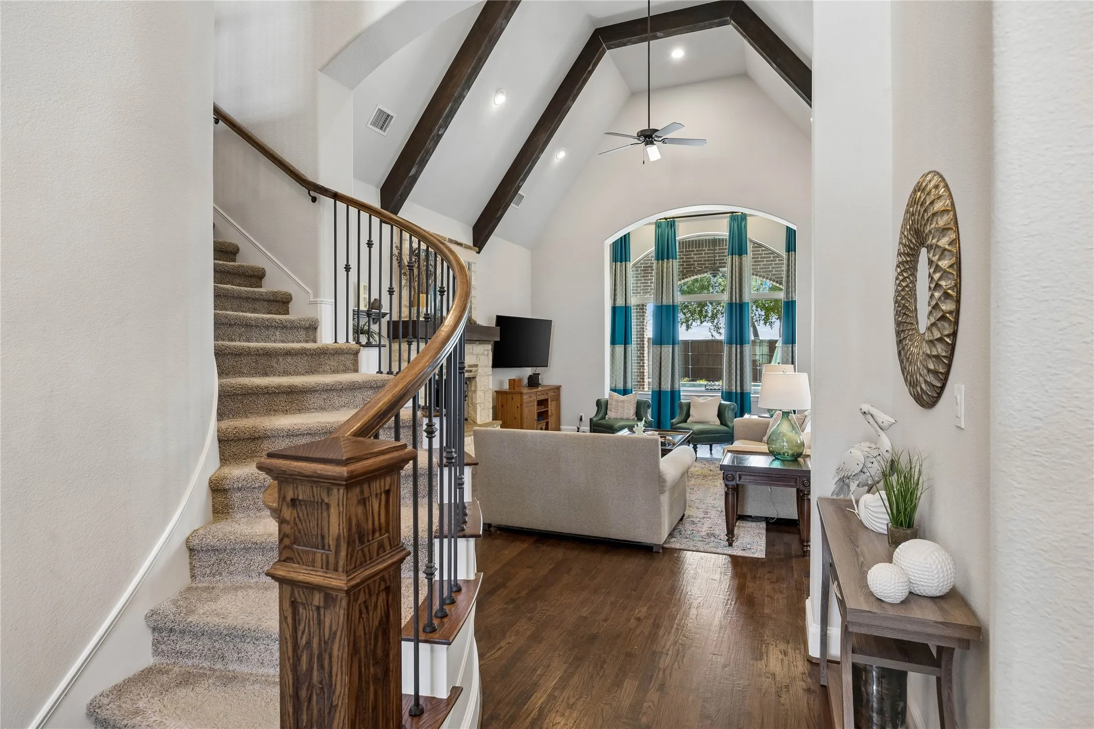 Single Family Residence For Sale in Collin County , 3760 Dogwood Drive, Prosper, Texas 75078, 5 Bedroom, 6 Bathroom, 3 Garage spaces, 4,333 Sqft, built in 2014, mls#21373562, Real Estate Agent in Prosper, Homes For Sale in Collin county, Homes For Sale in Prosper, Realtor in Prosper Texas, Real Estate Brokerage Independent Realty Texas, Luminita Cordes Realtor