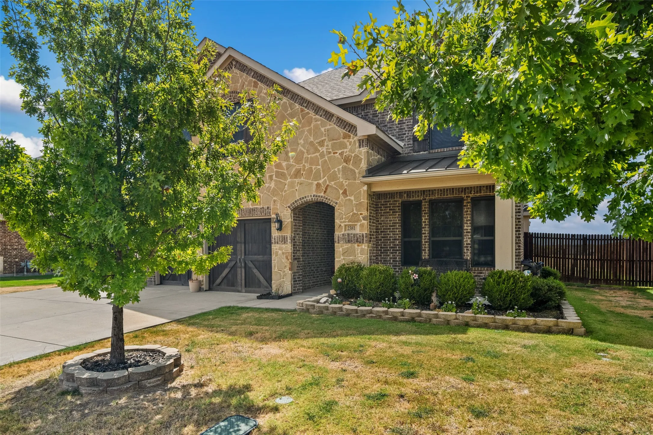 Single Family Residence For Sale in Rockwall County , 2381 Llano Drive, Royse City, Texas 75189, 4 Bedroom, 4 Bathroom, 3 Garage spaces, 3,369 Sqft, built in 2017, mls#21385379, Real Estate Agent in Royse City, Homes For Sale in Rockwall county, Homes For Sale in Royse City, Realtor in Royse City Texas, Real Estate Brokerage Independent Realty Texas, Luminita Cordes Realtor