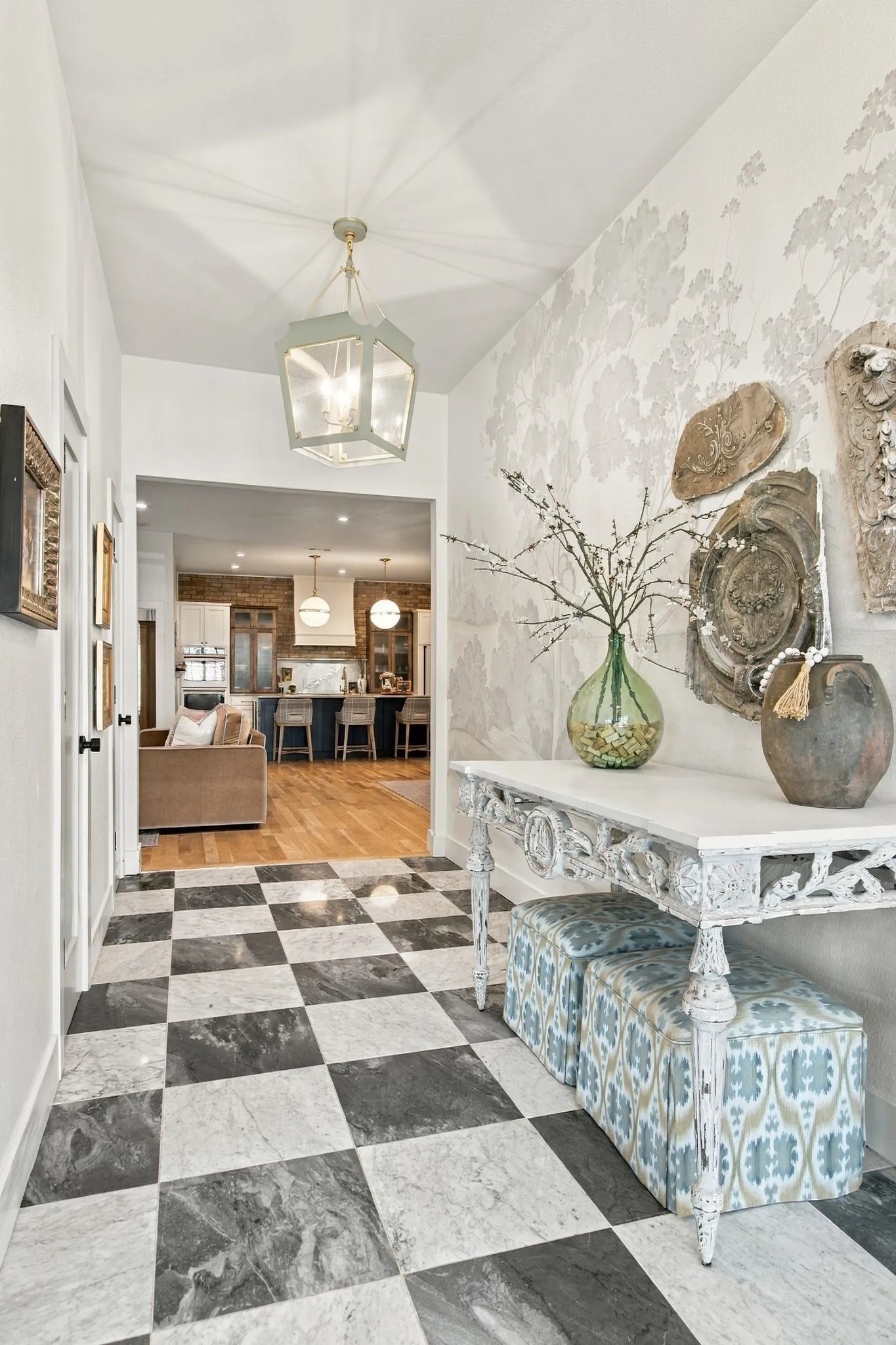 Single Family Residence For Sale in Collin County , 46 Crown Place, Richardson, Texas 75080, 4 Bedroom, 5 Bathroom, 2 Garage spaces, 4,423 Sqft, built in 1980, mls#21386292, Real Estate Agent in Richardson, Homes For Sale in Collin county, Homes For Sale in Richardson, Realtor in Richardson Texas, Real Estate Brokerage Independent Realty Texas, Luminita Cordes Realtor
