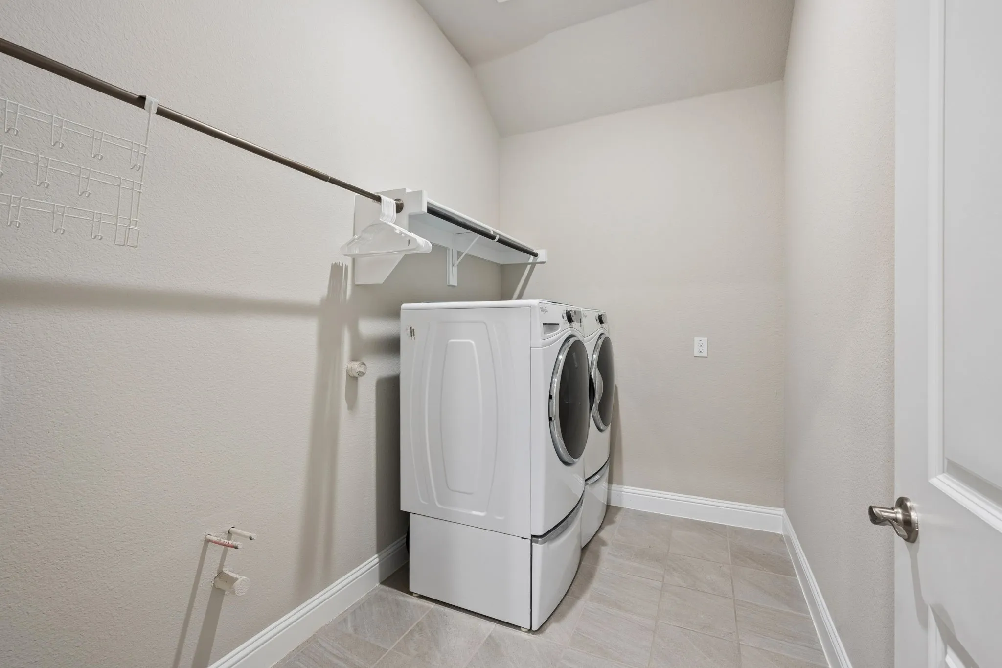 Single Family Residence For Sale in Denton County , 2825 Bedford Road, Northlake, Texas 76226, 4 Bedroom, 3 Bathroom, 2 Garage spaces, 2,957 Sqft, built in 2021, mls#21385719, Real Estate Agent in Northlake, Homes For Sale in Denton county, Homes For Sale in Northlake, Realtor in Northlake Texas, Real Estate Brokerage Independent Realty Texas, Luminita Cordes Realtor