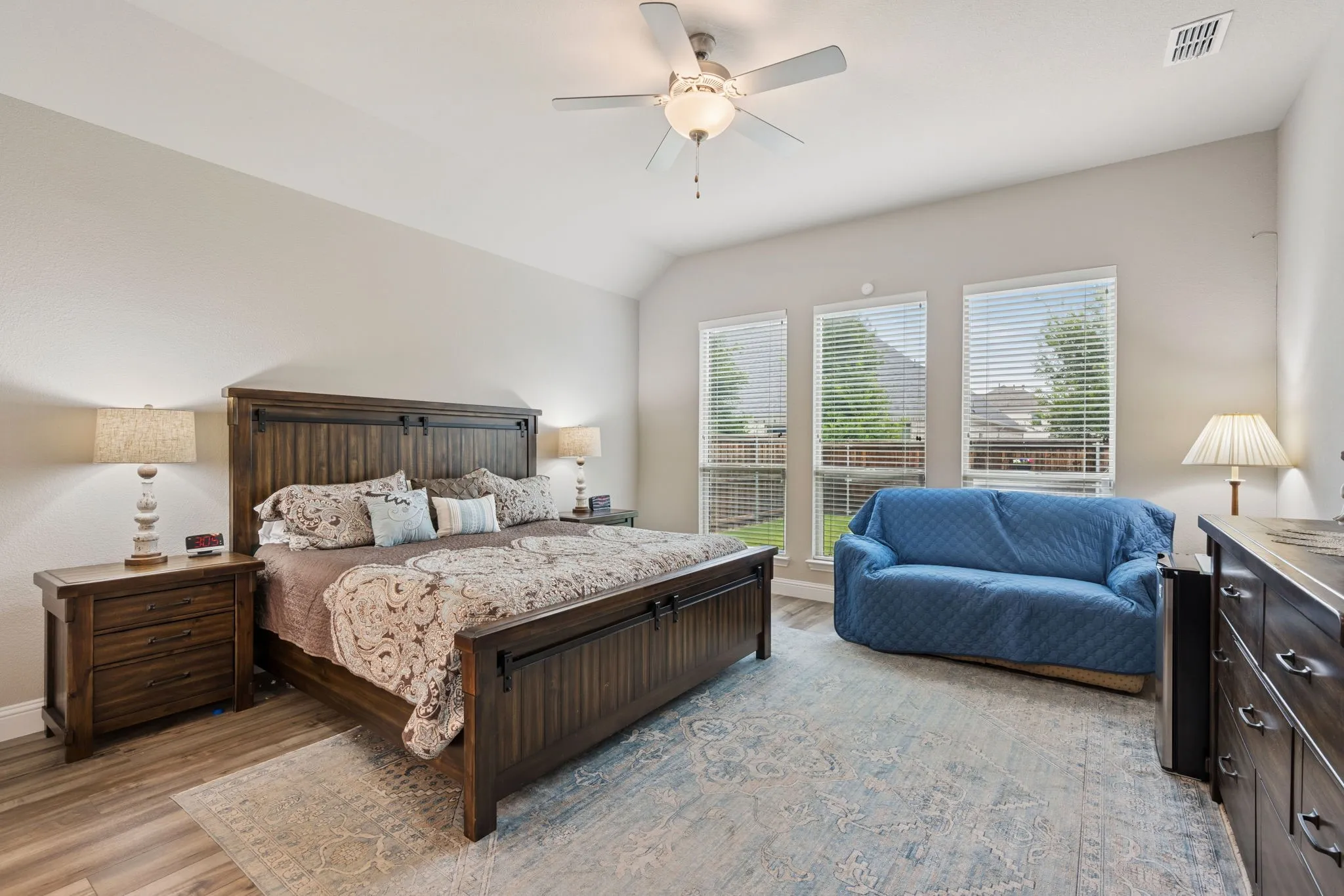 Single Family Residence For Sale in Denton County , 2825 Bedford Road, Northlake, Texas 76226, 4 Bedroom, 3 Bathroom, 2 Garage spaces, 2,957 Sqft, built in 2021, mls#21385719, Real Estate Agent in Northlake, Homes For Sale in Denton county, Homes For Sale in Northlake, Realtor in Northlake Texas, Real Estate Brokerage Independent Realty Texas, Luminita Cordes Realtor