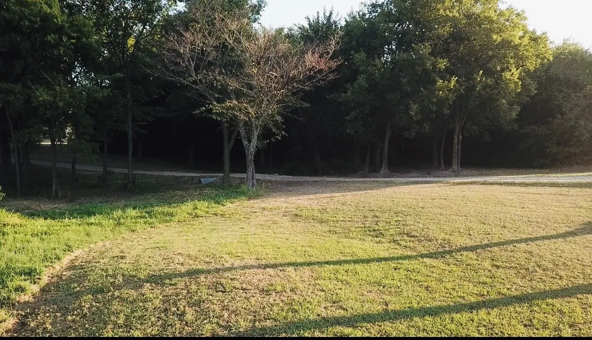 Single Family Residence For Sale in Fannin County , 17311 E HWY 82 Hwy 82 E, Honey Grove, Texas 75446, 3 Bedroom, 2 Bathroom, Garage spaces, 2,067 Sqft, built in 2007, mls#21389718, Real Estate Agent in Honey Grove, Homes For Sale in Fannin county, Homes For Sale in Honey Grove, Realtor in Honey Grove Texas, Real Estate Brokerage Independent Realty Texas, Luminita Cordes Realtor