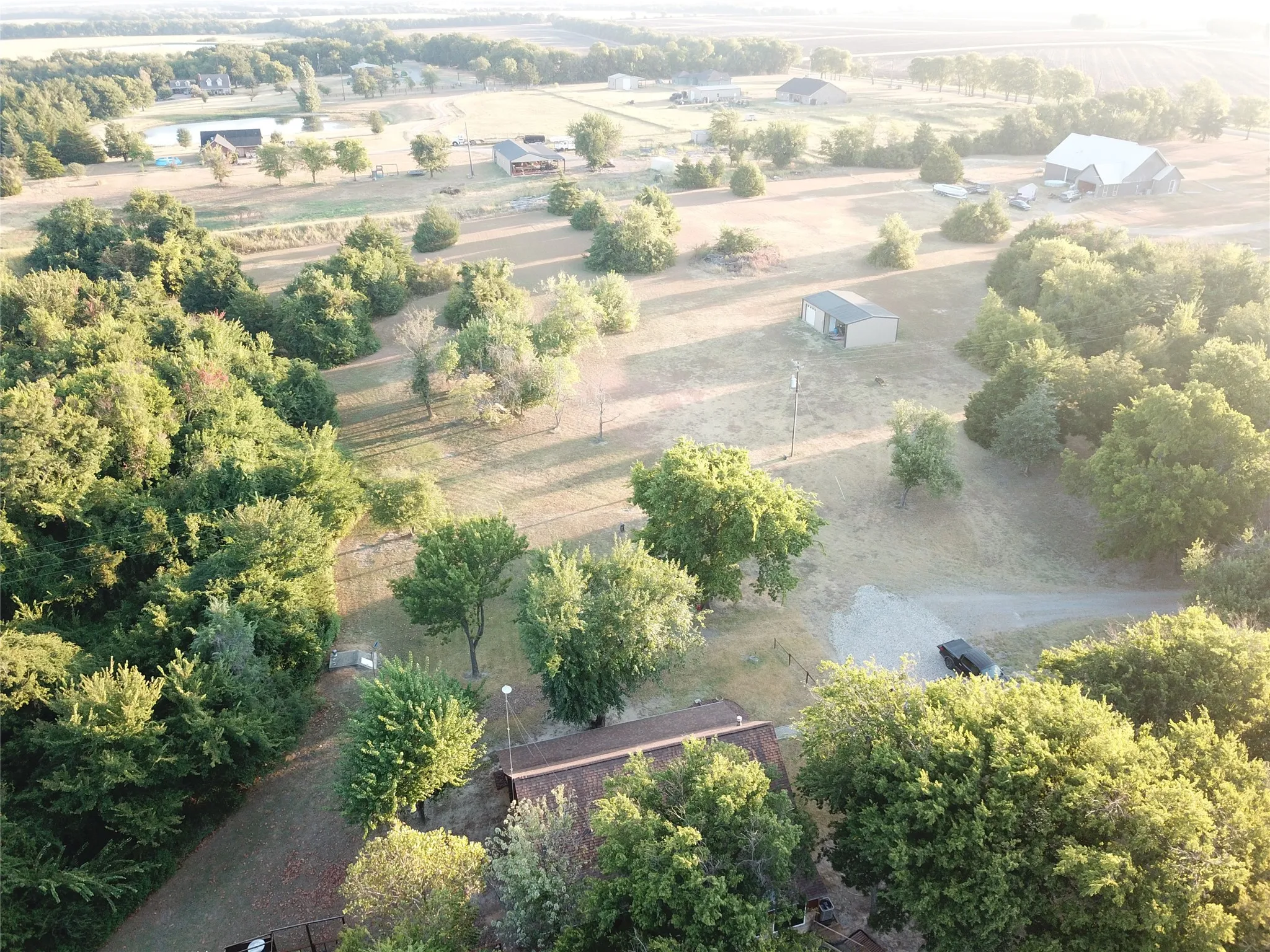 Single Family Residence For Sale in Fannin County , 17311 E HWY 82 Hwy 82 E, Honey Grove, Texas 75446, 3 Bedroom, 2 Bathroom, Garage spaces, 2,067 Sqft, built in 2007, mls#21389718, Real Estate Agent in Honey Grove, Homes For Sale in Fannin county, Homes For Sale in Honey Grove, Realtor in Honey Grove Texas, Real Estate Brokerage Independent Realty Texas, Luminita Cordes Realtor