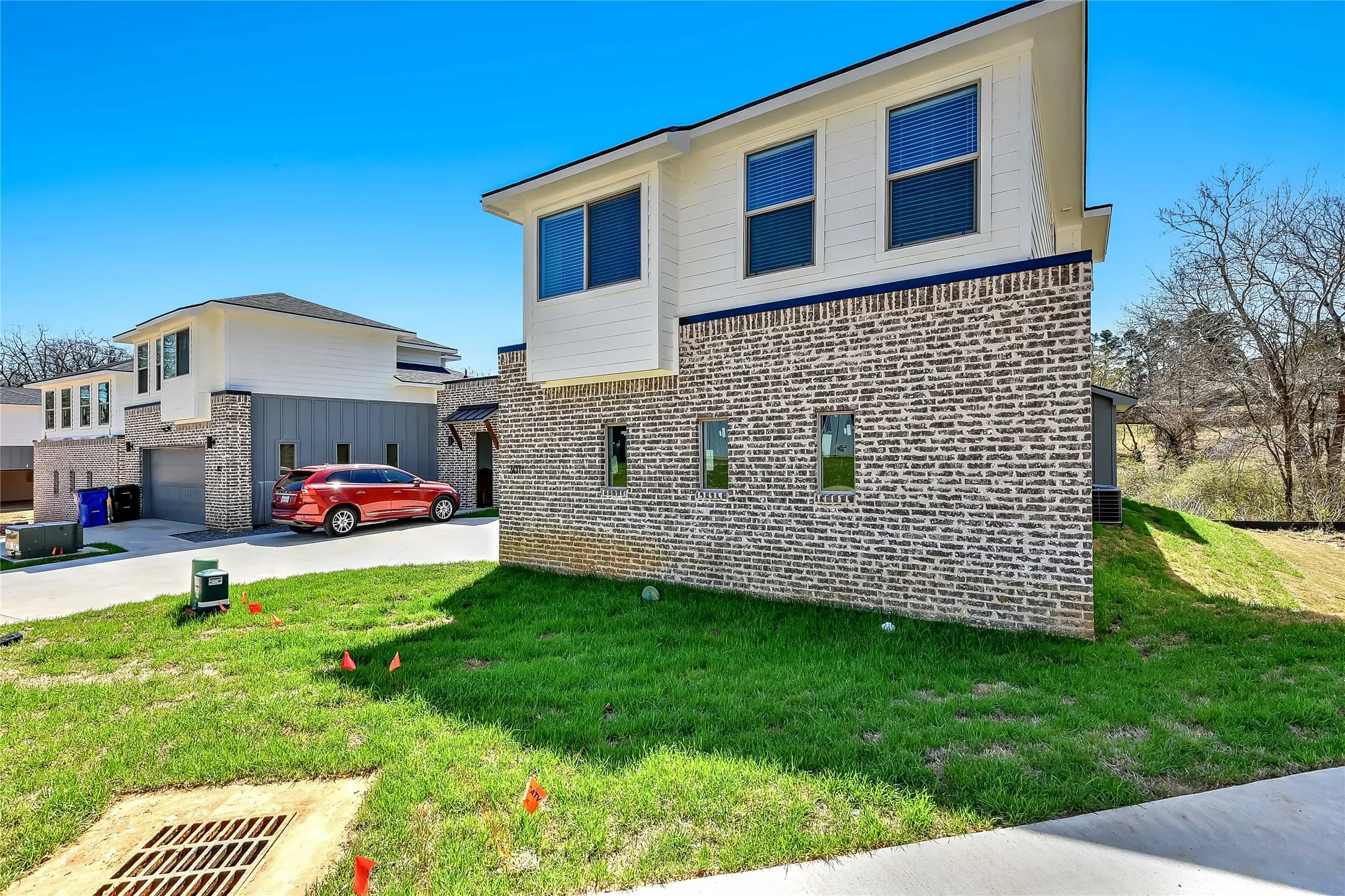 Apartment For Rent in Grayson County , 3260 W Crawford Street 601, Denison, Texas 75020, 3 Bedroom, 3 Bathroom, 2 Garage spaces, 1,408 Sqft, built in 2021, mls#21389724, Real Estate Agent in Denison, Homes For Rent in Grayson county, Homes For Rent in Denison, Realtor in Denison Texas, Real Estate Brokerage Independent Realty Texas, Luminita Cordes Realtor
