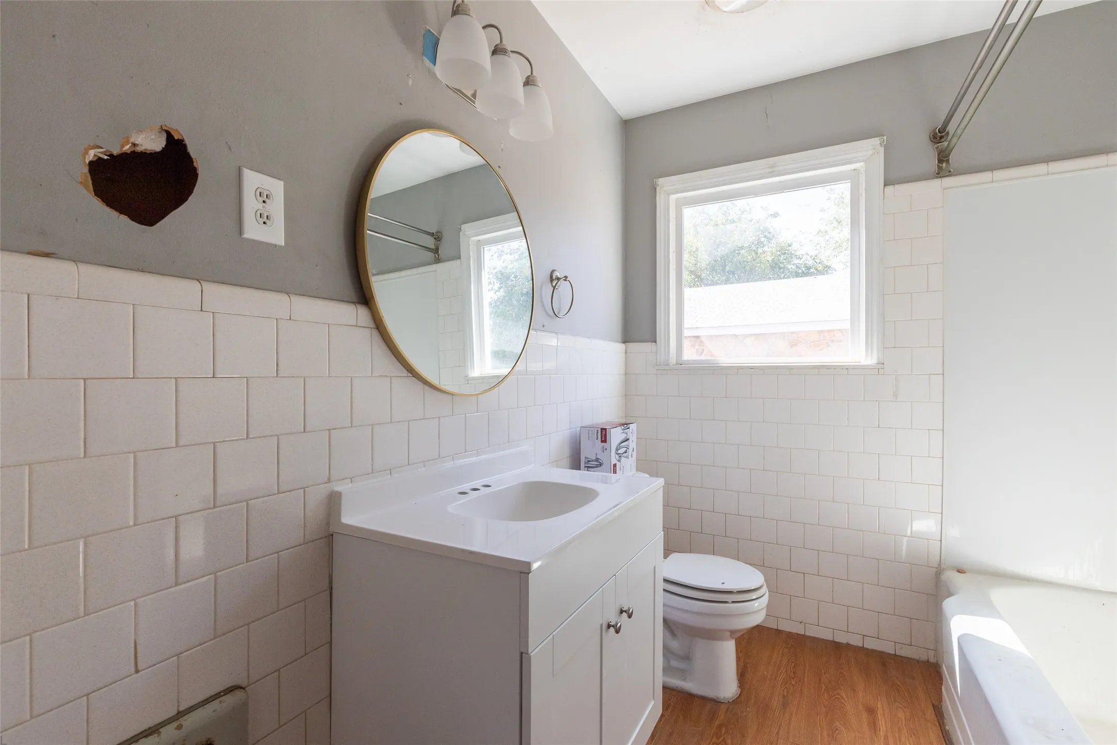 Single Family Residence For Sale in Taylor County , 1765 JACKSON Street, Abilene, Texas 79602, 2 Bedroom, 1 Bathroom, 1 Garage spaces, 1,318 Sqft, built in 1949, mls#21389711, Real Estate Agent in Abilene, Homes For Sale in Taylor county, Homes For Sale in Abilene, Realtor in Abilene Texas, Real Estate Brokerage Independent Realty Texas, Luminita Cordes Realtor