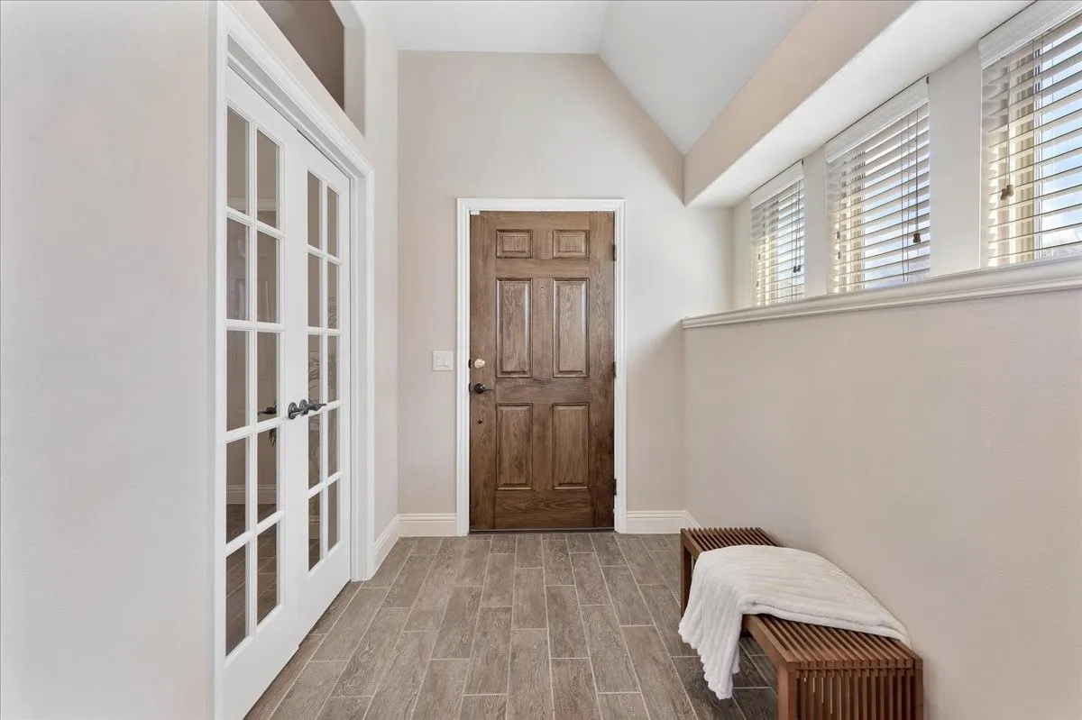 Single Family Residence For Sale in Denton County , 9328 Amistad Lane, Denton, Texas 76226, 3 Bedroom, 2 Bathroom, 2 Garage spaces, 1,843 Sqft, built in 2015, mls#21385423, Real Estate Agent in Denton, Homes For Sale in Denton county, Homes For Sale in Denton, Realtor in Denton Texas, Real Estate Brokerage Independent Realty Texas, Luminita Cordes Realtor